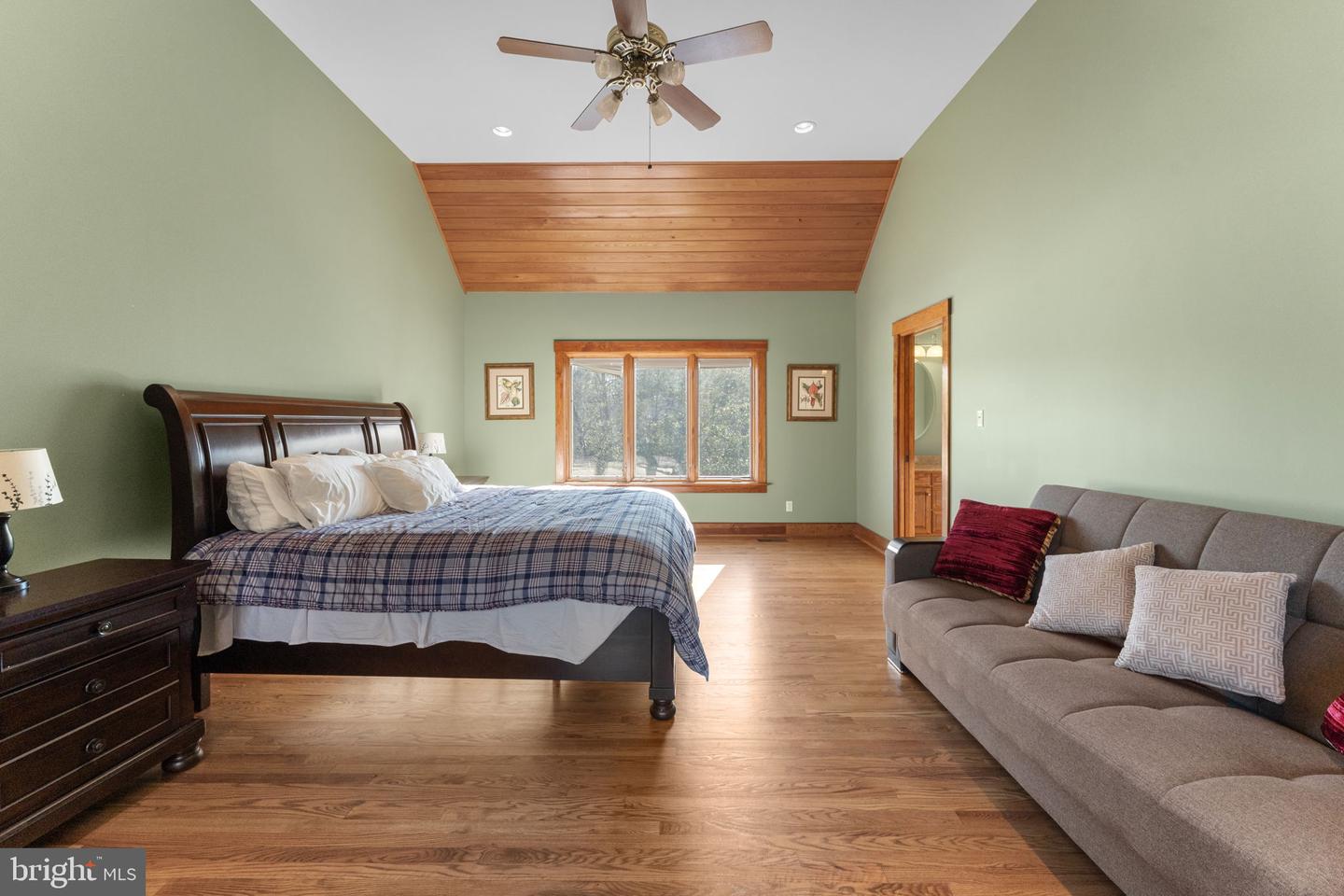 3535 MEADOW RD, SANDSTON, Virginia 23150, 5 Bedrooms Bedrooms, ,4 BathroomsBathrooms,Residential,For sale,3535 MEADOW RD,VAHN2001160 MLS # VAHN2001160