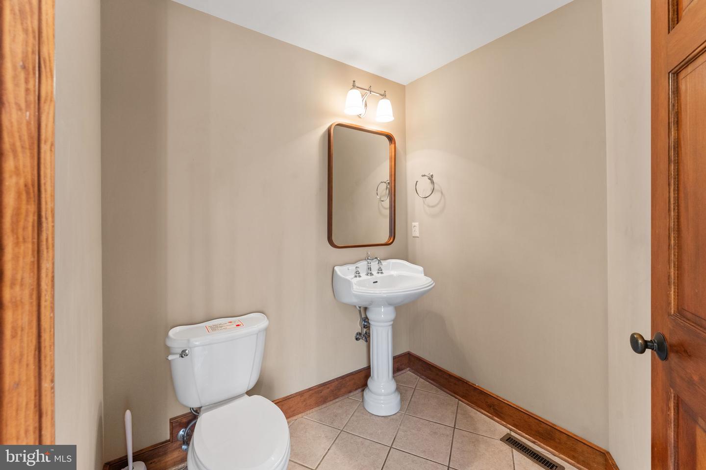 3535 MEADOW RD, SANDSTON, Virginia 23150, 5 Bedrooms Bedrooms, ,4 BathroomsBathrooms,Residential,For sale,3535 MEADOW RD,VAHN2001160 MLS # VAHN2001160