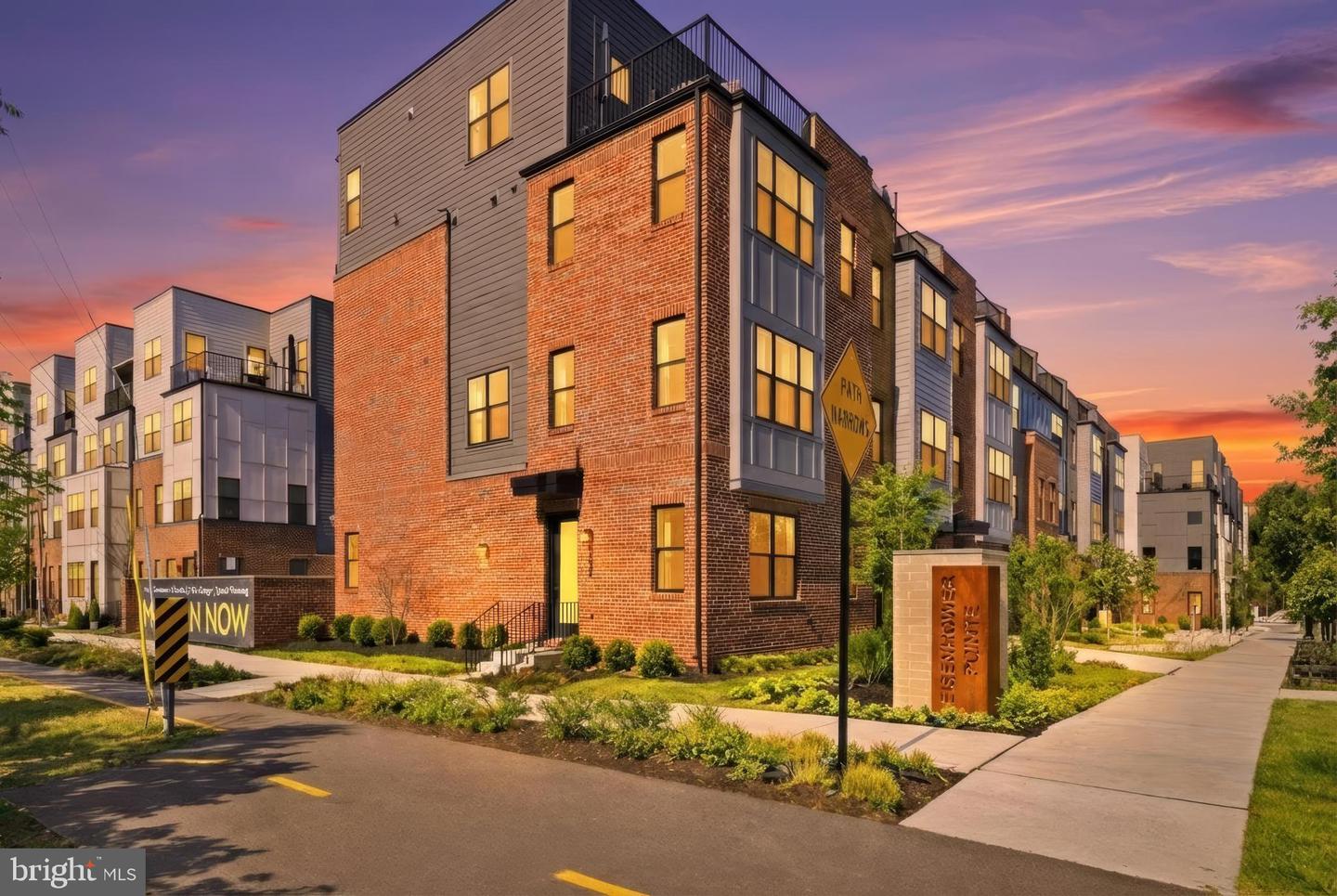 4901 EISENHOWER AVE, ALEXANDRIA, Virginia 22304, 3 Bedrooms Bedrooms, ,3 BathroomsBathrooms,Residential,For sale,4901 EISENHOWER AVE,VAAX2053736 MLS # VAAX2053736