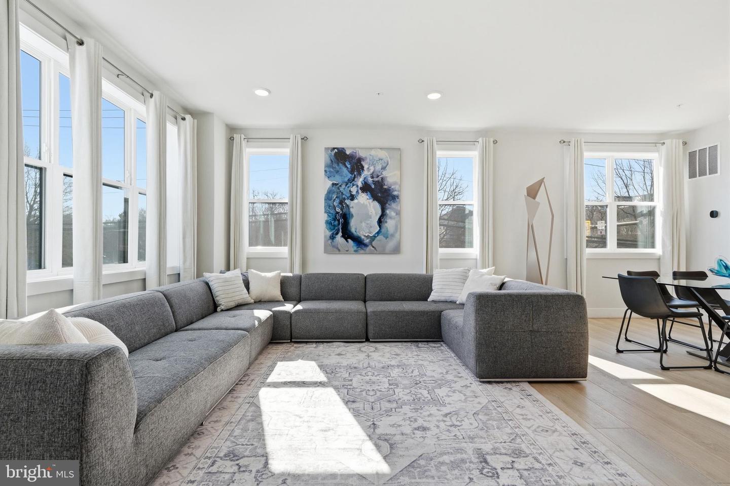 4901 EISENHOWER AVE, ALEXANDRIA, Virginia 22304, 3 Bedrooms Bedrooms, ,3 BathroomsBathrooms,Residential,For sale,4901 EISENHOWER AVE,VAAX2053736 MLS # VAAX2053736