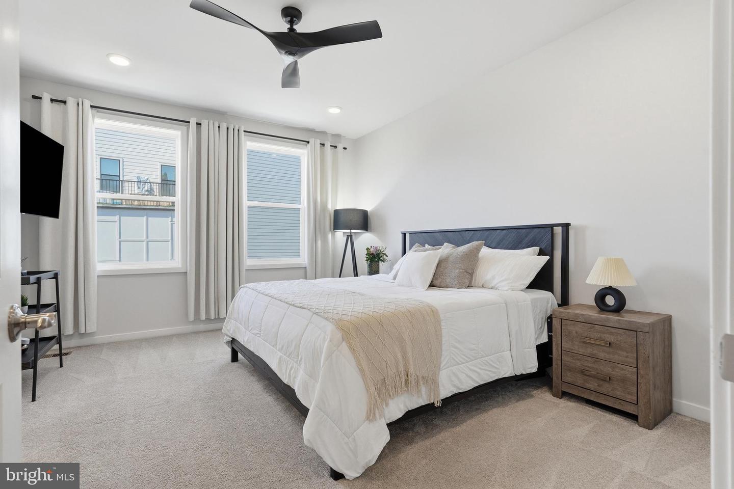 4901 EISENHOWER AVE, ALEXANDRIA, Virginia 22304, 3 Bedrooms Bedrooms, ,3 BathroomsBathrooms,Residential,For sale,4901 EISENHOWER AVE,VAAX2053736 MLS # VAAX2053736