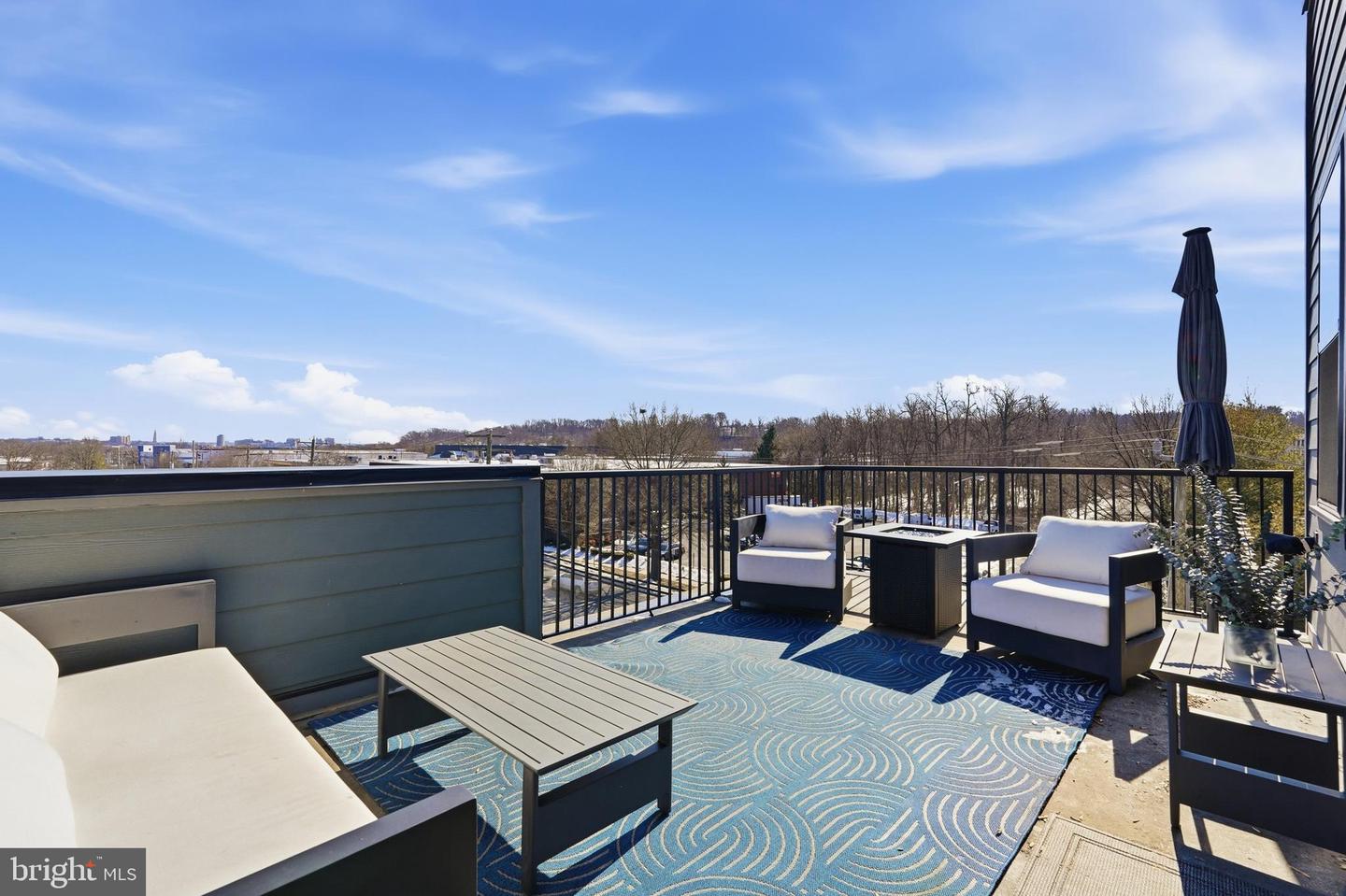 4901 EISENHOWER AVE, ALEXANDRIA, Virginia 22304, 3 Bedrooms Bedrooms, ,3 BathroomsBathrooms,Residential,For sale,4901 EISENHOWER AVE,VAAX2053736 MLS # VAAX2053736