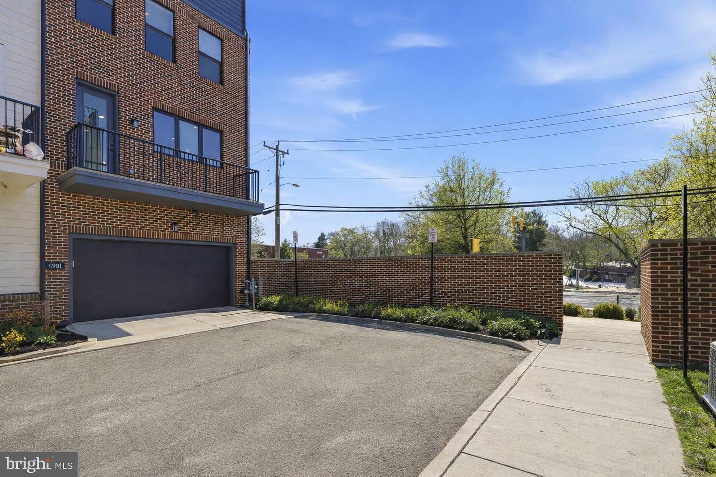 4901 EISENHOWER AVE, ALEXANDRIA, Virginia 22304, 3 Bedrooms Bedrooms, ,3 BathroomsBathrooms,Residential,For sale,4901 EISENHOWER AVE,VAAX2053736 MLS # VAAX2053736