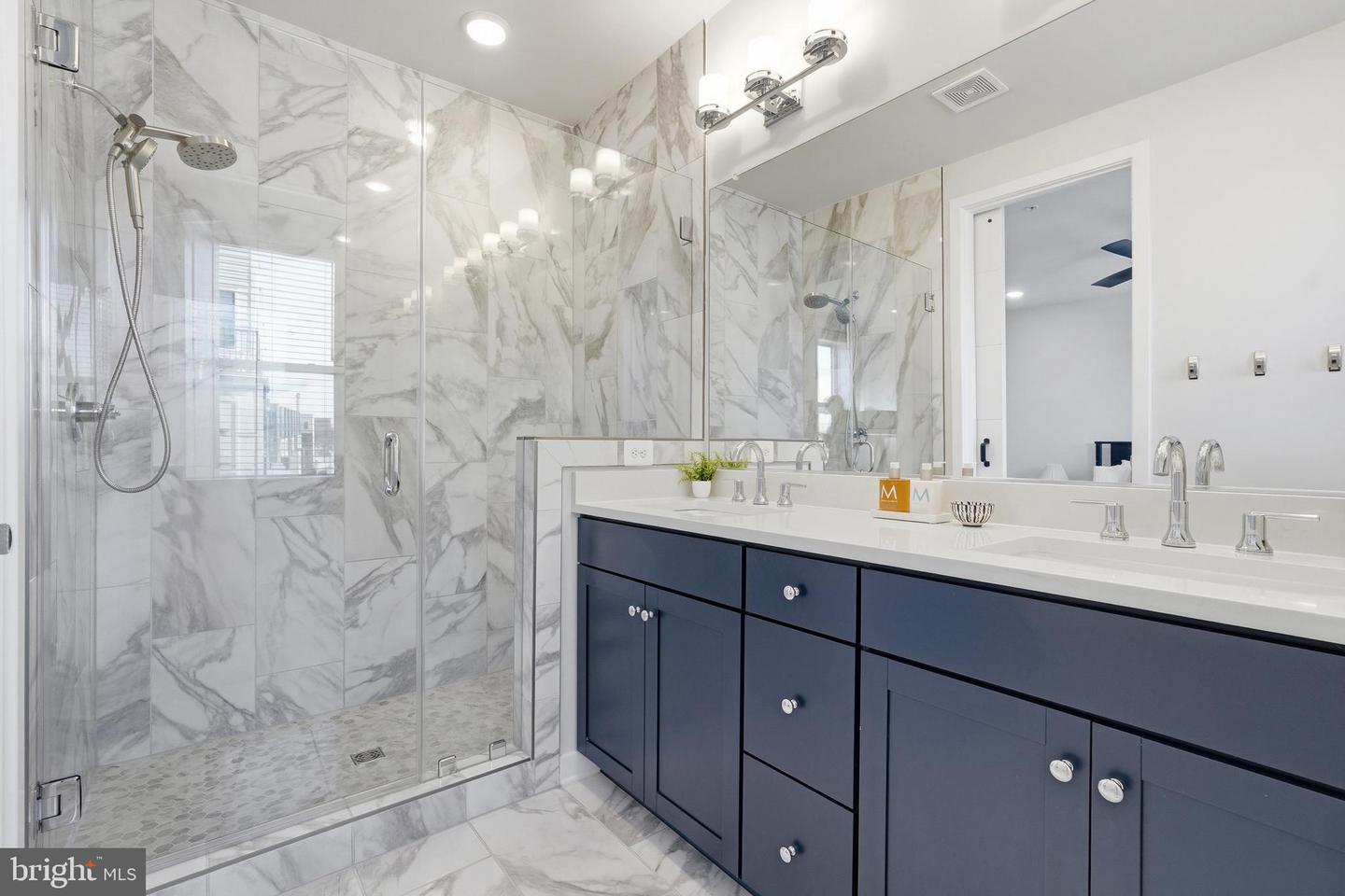 4901 EISENHOWER AVE, ALEXANDRIA, Virginia 22304, 3 Bedrooms Bedrooms, ,3 BathroomsBathrooms,Residential,For sale,4901 EISENHOWER AVE,VAAX2053736 MLS # VAAX2053736