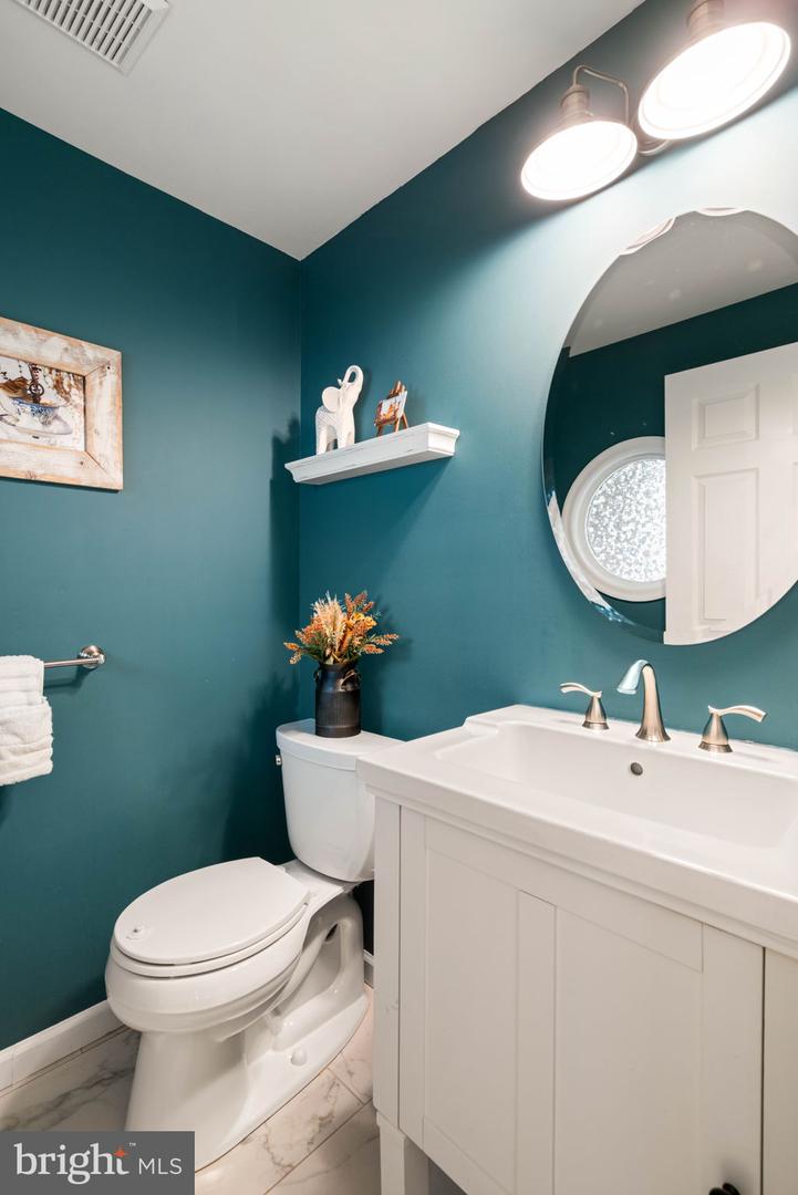 3706 SUMTER CT, FAIRFAX, Virginia 22033, 4 Bedrooms Bedrooms, ,3 BathroomsBathrooms,Residential,For sale,3706 SUMTER CT,VAFX2288712 MLS # VAFX2288712