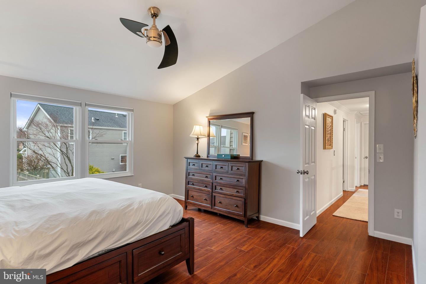 3706 SUMTER CT, FAIRFAX, Virginia 22033, 4 Bedrooms Bedrooms, ,3 BathroomsBathrooms,Residential,For sale,3706 SUMTER CT,VAFX2288712 MLS # VAFX2288712