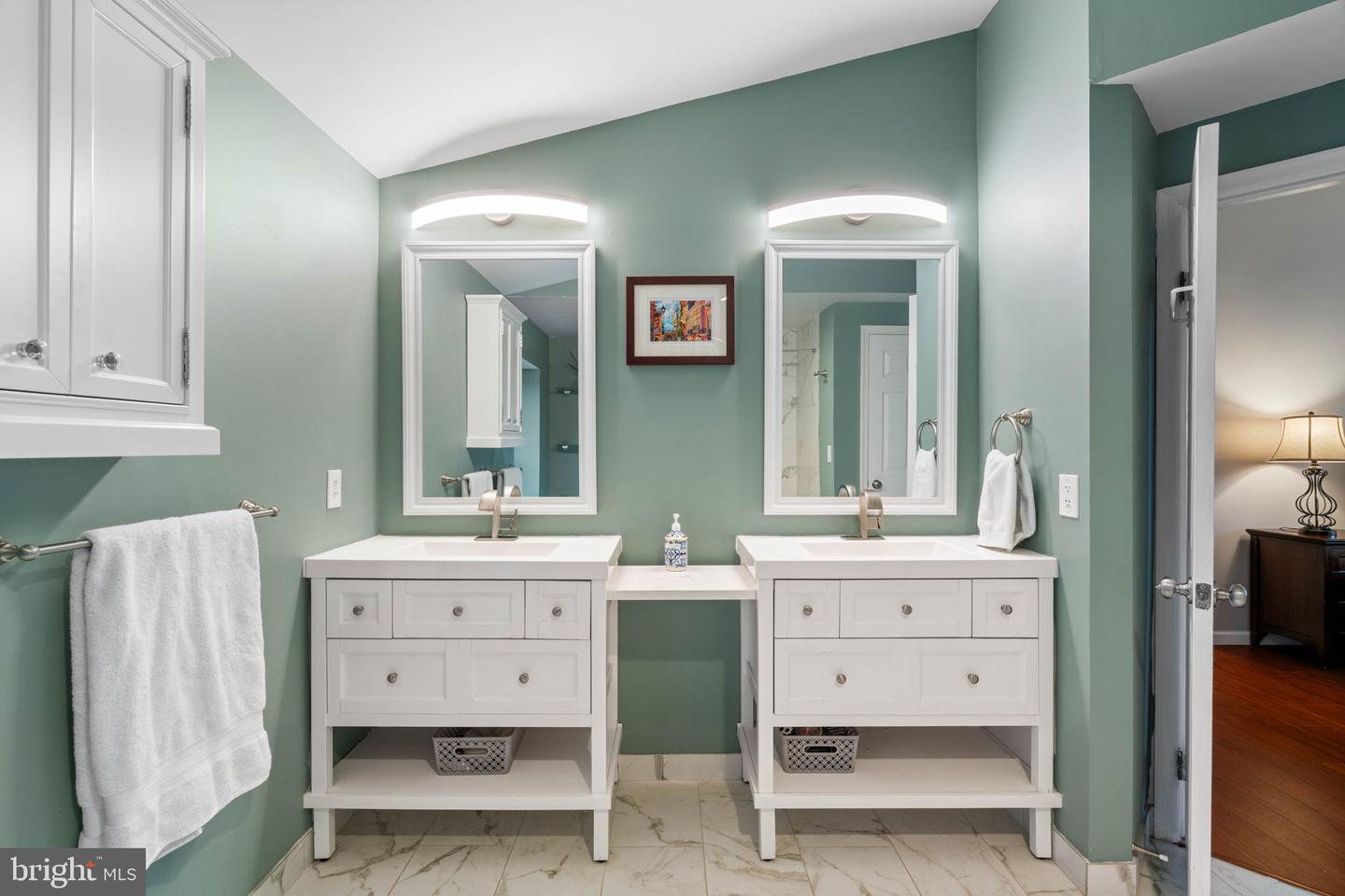 3706 SUMTER CT, FAIRFAX, Virginia 22033, 4 Bedrooms Bedrooms, ,3 BathroomsBathrooms,Residential,For sale,3706 SUMTER CT,VAFX2288712 MLS # VAFX2288712