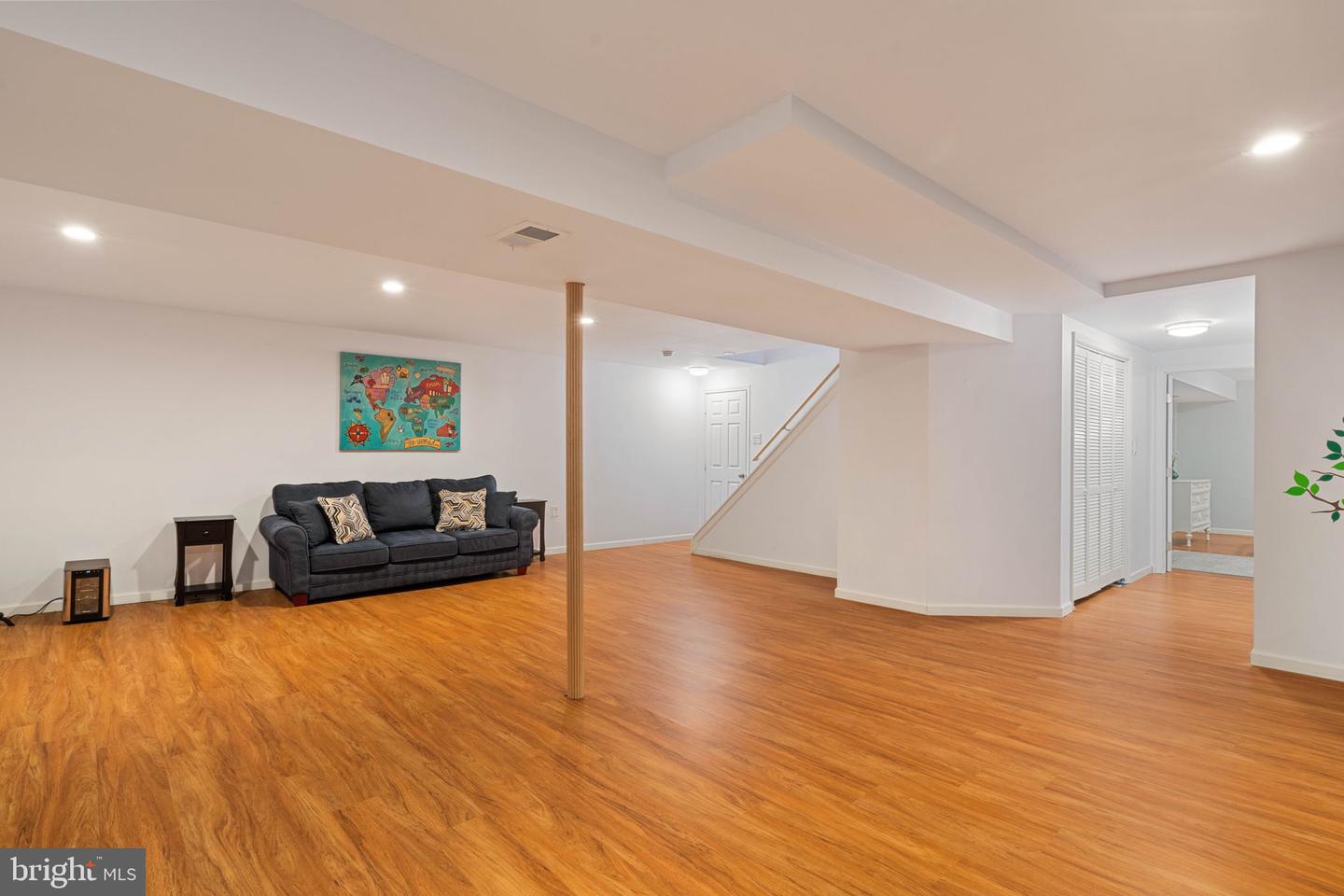 3706 SUMTER CT, FAIRFAX, Virginia 22033, 4 Bedrooms Bedrooms, ,3 BathroomsBathrooms,Residential,For sale,3706 SUMTER CT,VAFX2288712 MLS # VAFX2288712