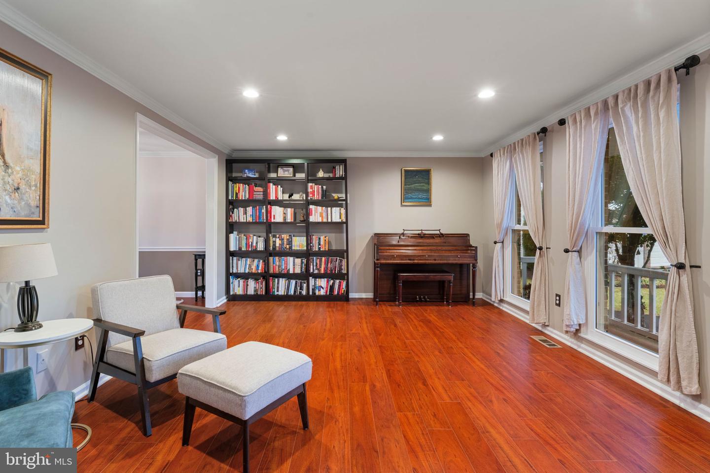 3706 SUMTER CT, FAIRFAX, Virginia 22033, 4 Bedrooms Bedrooms, ,3 BathroomsBathrooms,Residential,For sale,3706 SUMTER CT,VAFX2288712 MLS # VAFX2288712