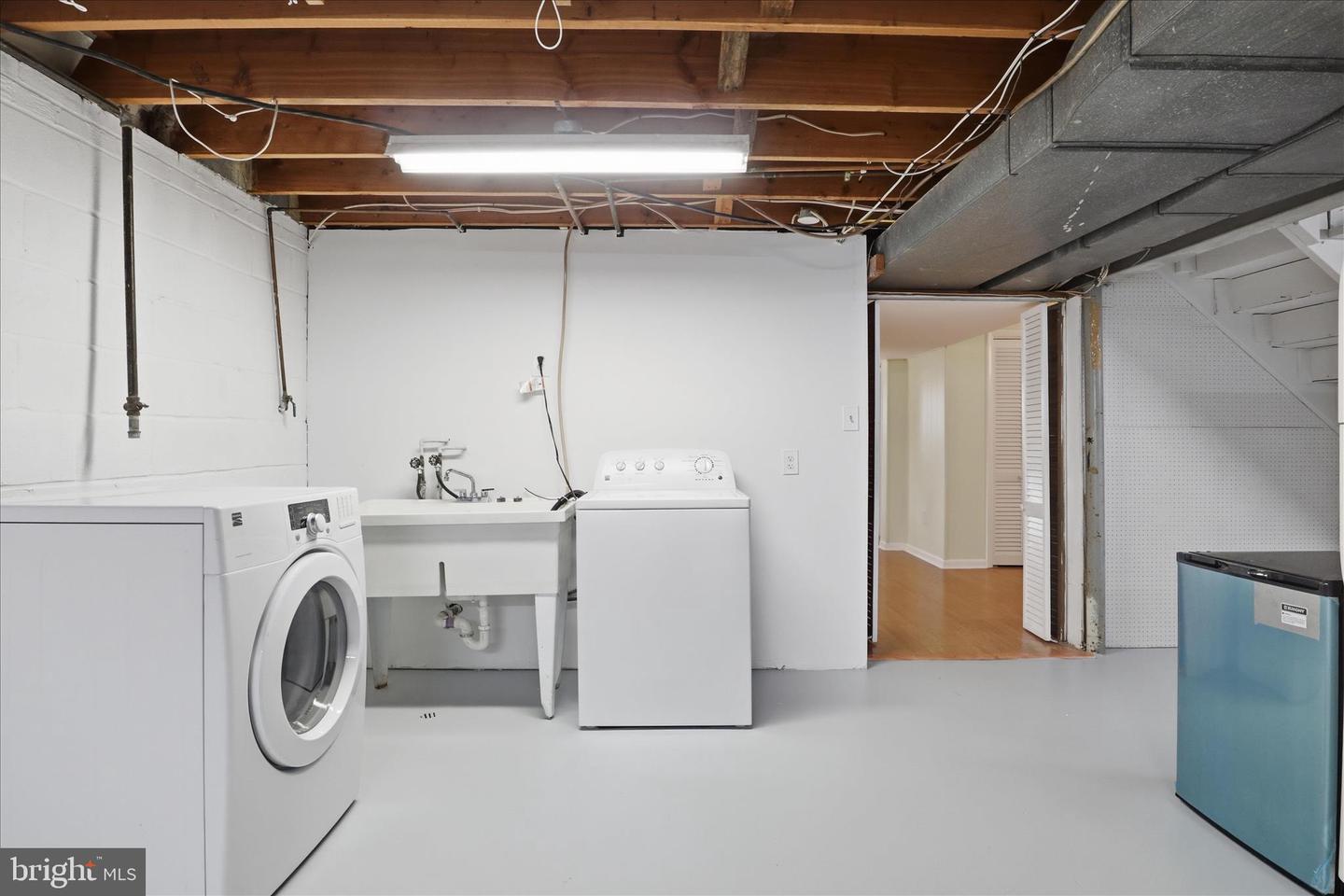 7921 ELLET RD, SPRINGFIELD, Virginia 22151, 4 Bedrooms Bedrooms, ,3 BathroomsBathrooms,Residential,For sale,7921 ELLET RD,VAFX2288796 MLS # VAFX2288796