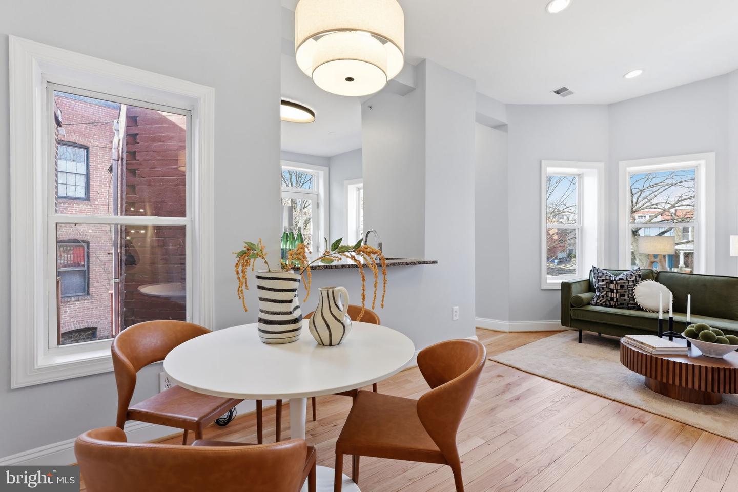 229 14TH ST SE #2, WASHINGTON, District Of Columbia 20003, 2 Bedrooms Bedrooms, ,2 BathroomsBathrooms,Residential,For sale,229 14TH ST SE #2,DCDC2244486 MLS # DCDC2244486