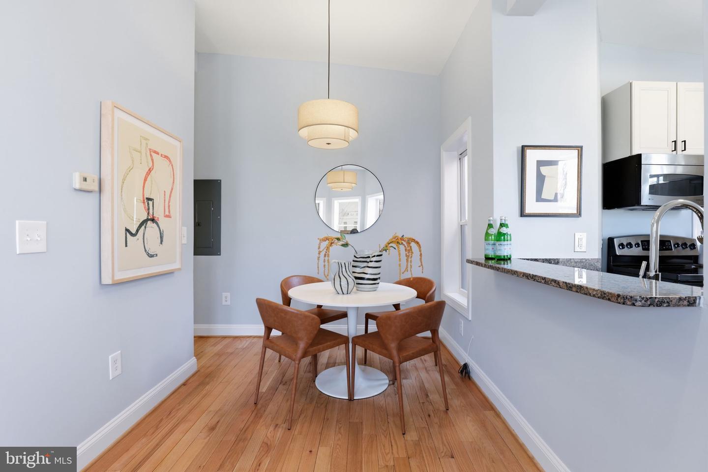 229 14TH ST SE #2, WASHINGTON, District Of Columbia 20003, 2 Bedrooms Bedrooms, ,2 BathroomsBathrooms,Residential,For sale,229 14TH ST SE #2,DCDC2244486 MLS # DCDC2244486