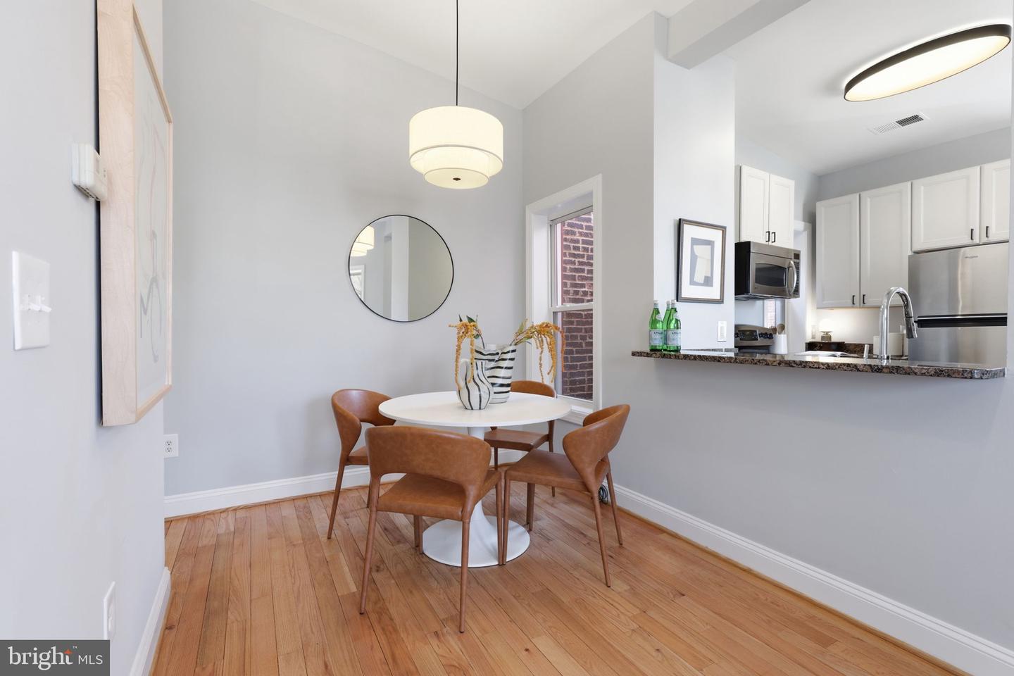 229 14TH ST SE #2, WASHINGTON, District Of Columbia 20003, 2 Bedrooms Bedrooms, ,2 BathroomsBathrooms,Residential,For sale,229 14TH ST SE #2,DCDC2244486 MLS # DCDC2244486