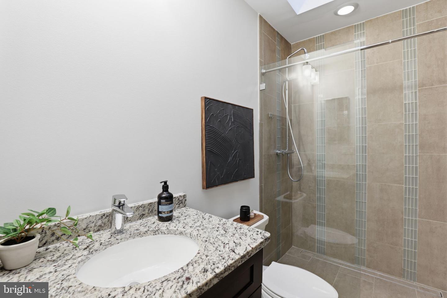 741 KENTUCKY AVE SE, WASHINGTON, District Of Columbia 20003, 3 Bedrooms Bedrooms, ,2 BathroomsBathrooms,Residential,For sale,741 KENTUCKY AVE SE,DCDC2244488 MLS # DCDC2244488