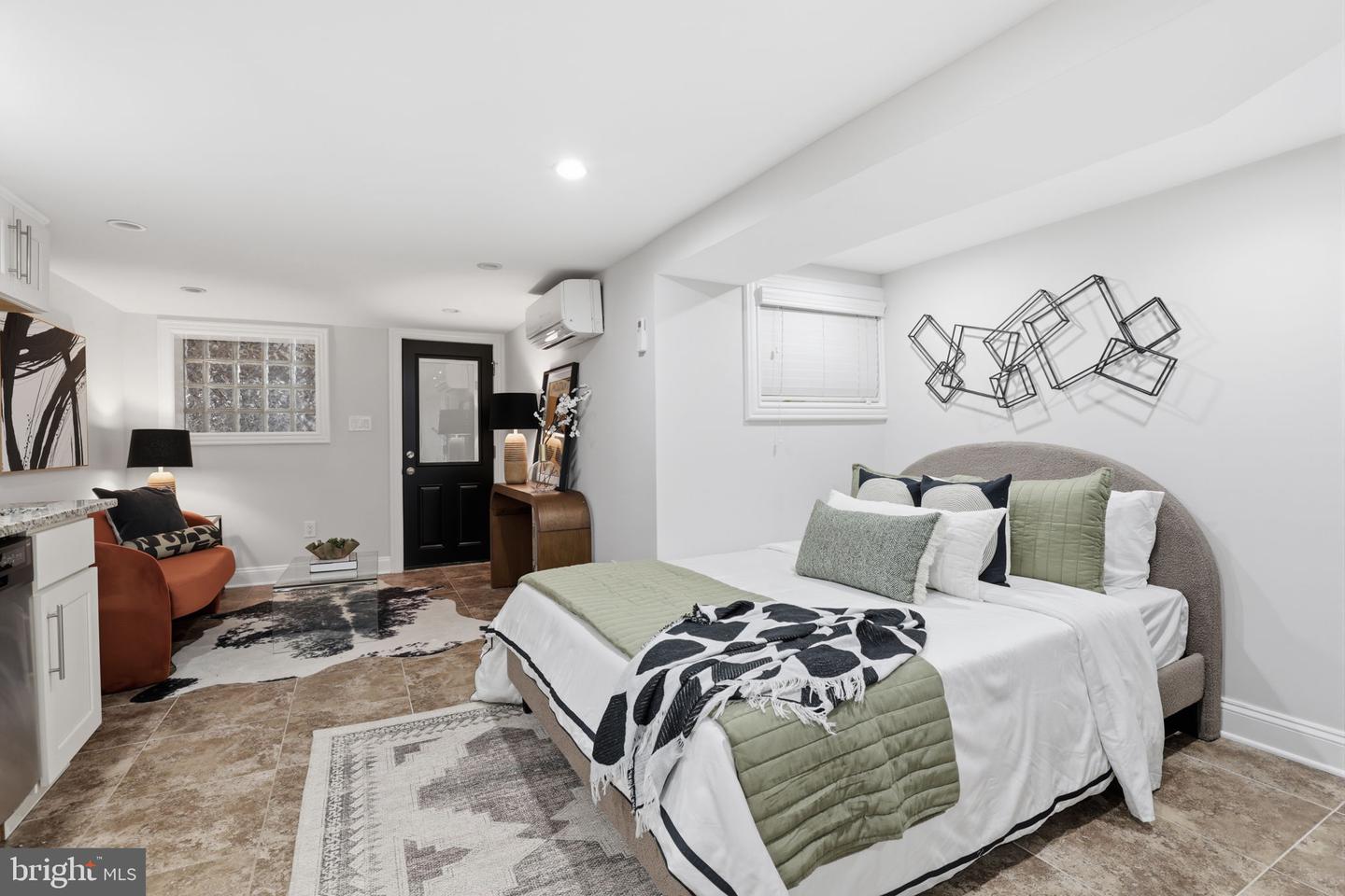 741 KENTUCKY AVE SE, WASHINGTON, District Of Columbia 20003, 3 Bedrooms Bedrooms, ,2 BathroomsBathrooms,Residential,For sale,741 KENTUCKY AVE SE,DCDC2244488 MLS # DCDC2244488