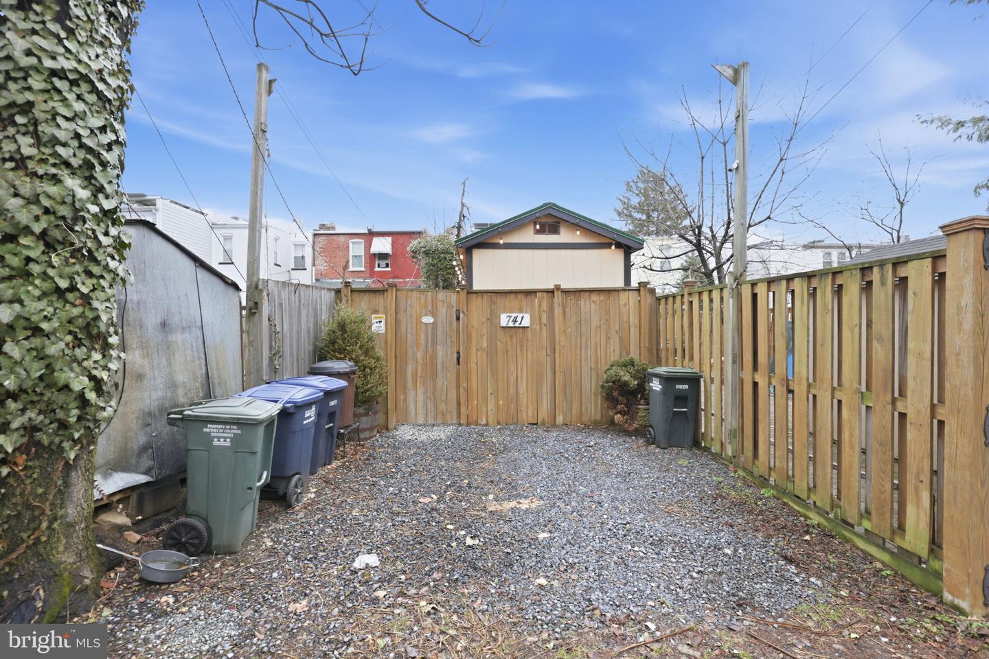 741 KENTUCKY AVE SE, WASHINGTON, District Of Columbia 20003, 3 Bedrooms Bedrooms, ,2 BathroomsBathrooms,Residential,For sale,741 KENTUCKY AVE SE,DCDC2244488 MLS # DCDC2244488