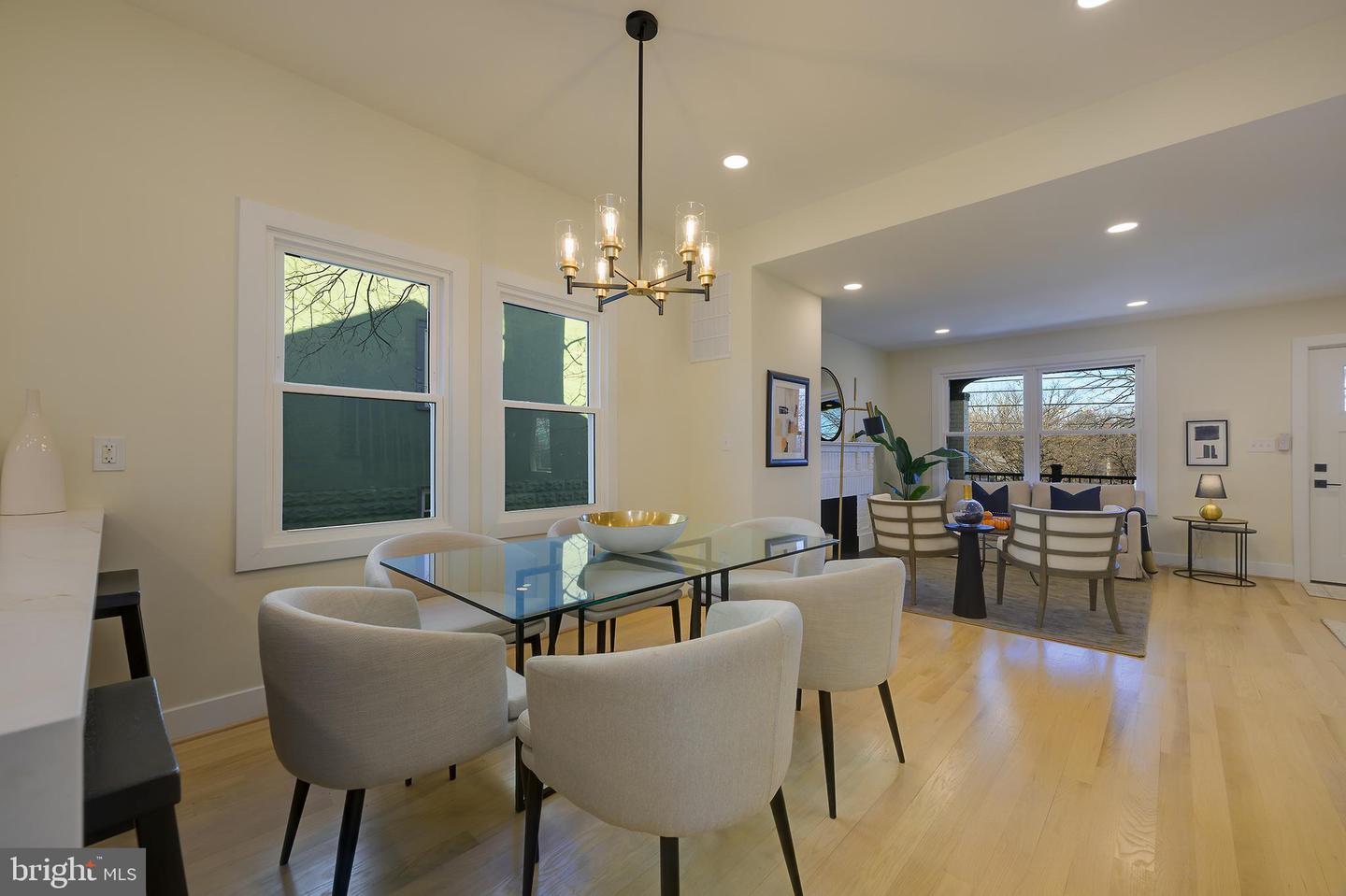 6614 EASTERN AVE NW, WASHINGTON, District Of Columbia 20012, 7 Bedrooms Bedrooms, ,4 BathroomsBathrooms,Residential,For sale,6614 EASTERN AVE NW,DCDC2244506 MLS # DCDC2244506