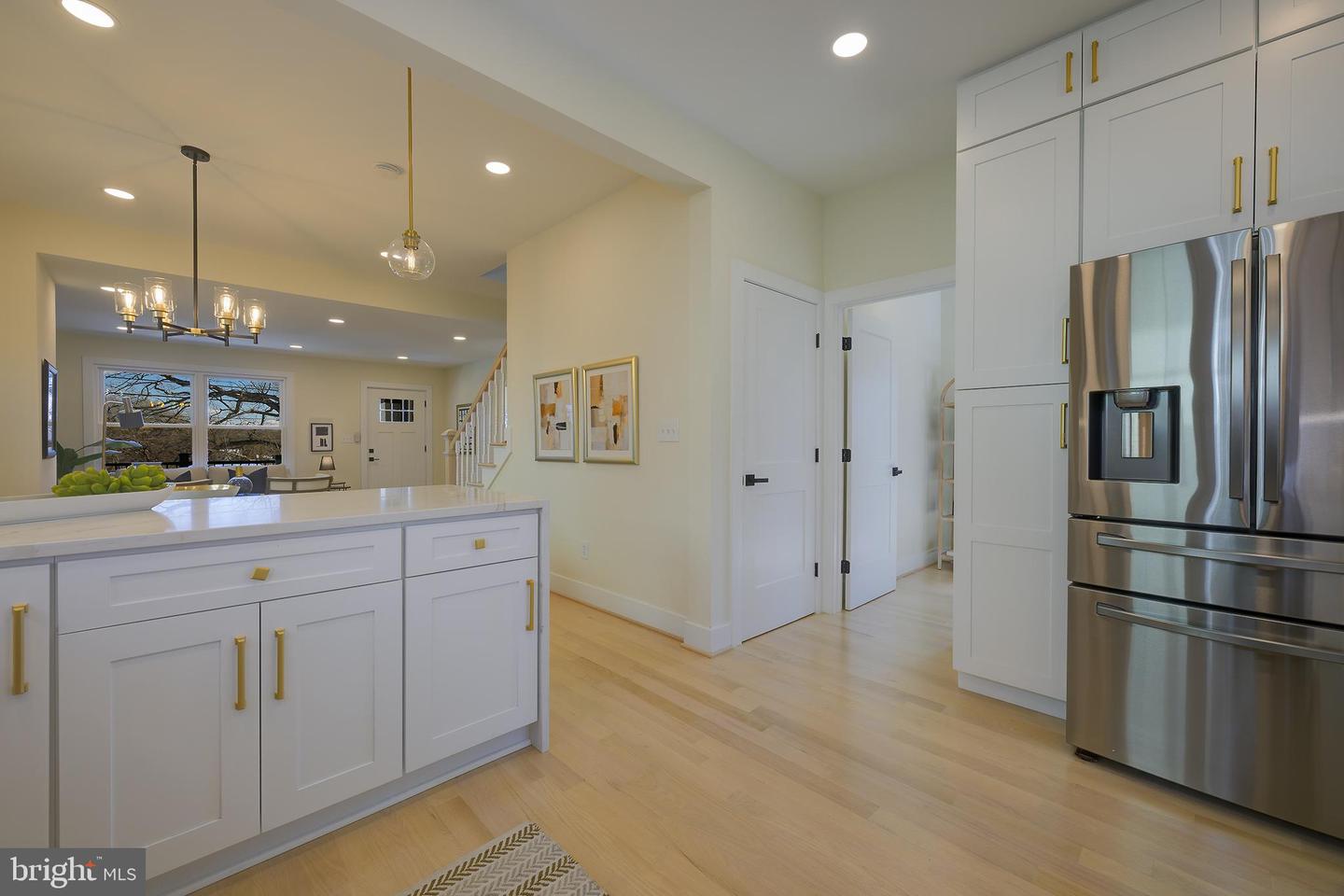 6614 EASTERN AVE NW, WASHINGTON, District Of Columbia 20012, 7 Bedrooms Bedrooms, ,4 BathroomsBathrooms,Residential,For sale,6614 EASTERN AVE NW,DCDC2244506 MLS # DCDC2244506