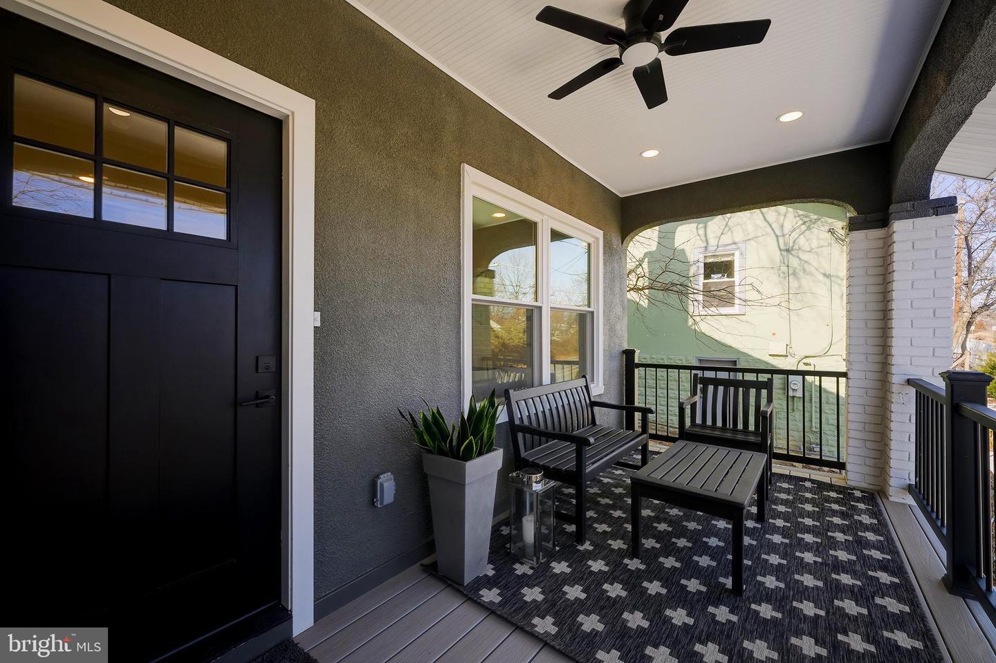 6614 EASTERN AVE NW, WASHINGTON, District Of Columbia 20012, 7 Bedrooms Bedrooms, ,4 BathroomsBathrooms,Residential,For sale,6614 EASTERN AVE NW,DCDC2244506 MLS # DCDC2244506