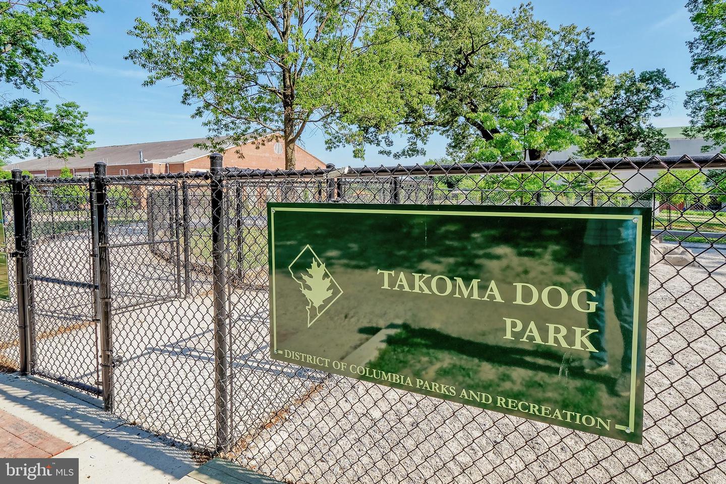 6614 EASTERN AVE NW, WASHINGTON, District Of Columbia 20012, 7 Bedrooms Bedrooms, ,4 BathroomsBathrooms,Residential,For sale,6614 EASTERN AVE NW,DCDC2244506 MLS # DCDC2244506