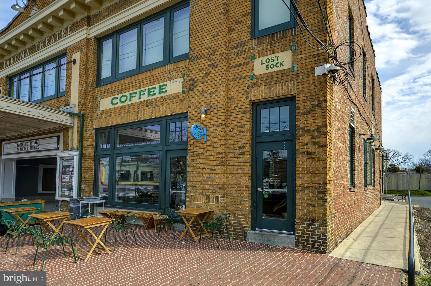 6614 EASTERN AVE NW, WASHINGTON, District Of Columbia 20012, 7 Bedrooms Bedrooms, ,4 BathroomsBathrooms,Residential,For sale,6614 EASTERN AVE NW,DCDC2244506 MLS # DCDC2244506