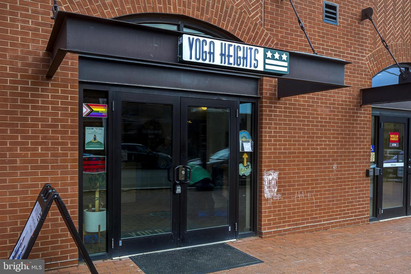 6614 EASTERN AVE NW, WASHINGTON, District Of Columbia 20012, 7 Bedrooms Bedrooms, ,4 BathroomsBathrooms,Residential,For sale,6614 EASTERN AVE NW,DCDC2244506 MLS # DCDC2244506