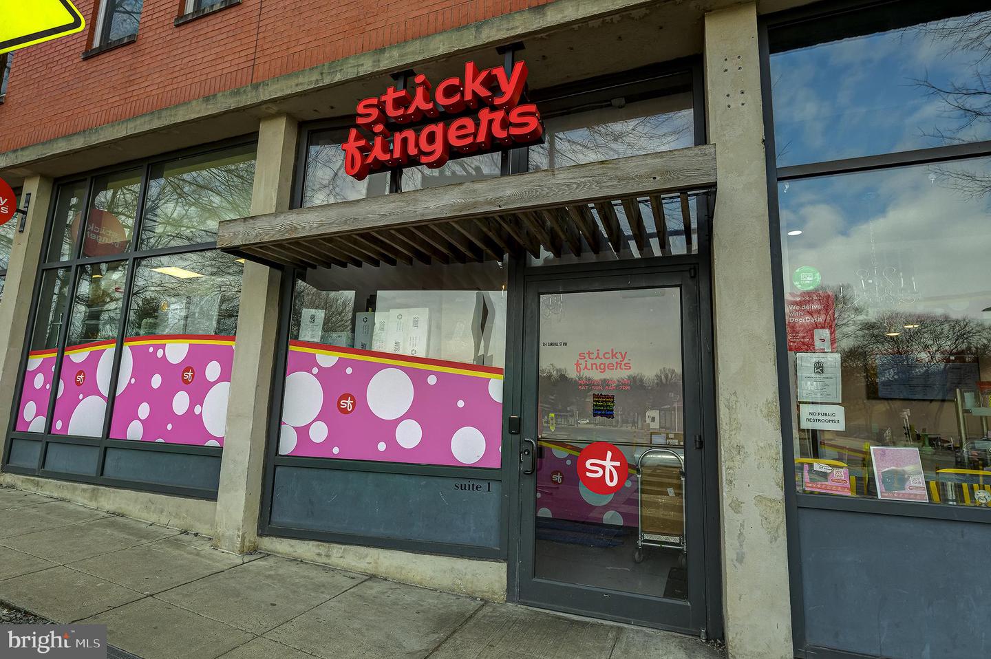 6614 EASTERN AVE NW, WASHINGTON, District Of Columbia 20012, 7 Bedrooms Bedrooms, ,4 BathroomsBathrooms,Residential,For sale,6614 EASTERN AVE NW,DCDC2244506 MLS # DCDC2244506