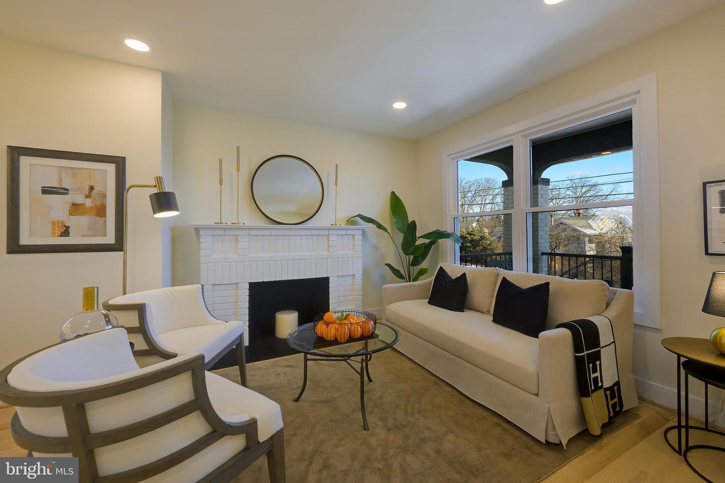 6614 EASTERN AVE NW, WASHINGTON, District Of Columbia 20012, 7 Bedrooms Bedrooms, ,4 BathroomsBathrooms,Residential,For sale,6614 EASTERN AVE NW,DCDC2244506 MLS # DCDC2244506