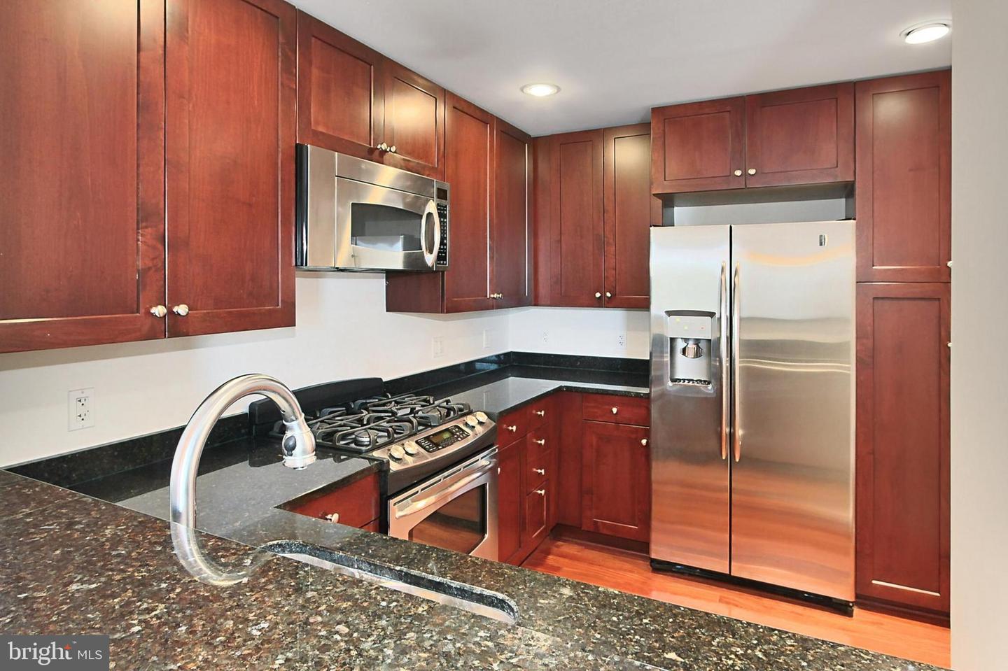 513 W BROAD ST #711, FALLS CHURCH, Virginia 22046, 1 Bedroom Bedrooms, ,1 BathroomBathrooms,Residential,For sale,513 W BROAD ST #711,VAFA2003554 MLS # VAFA2003554