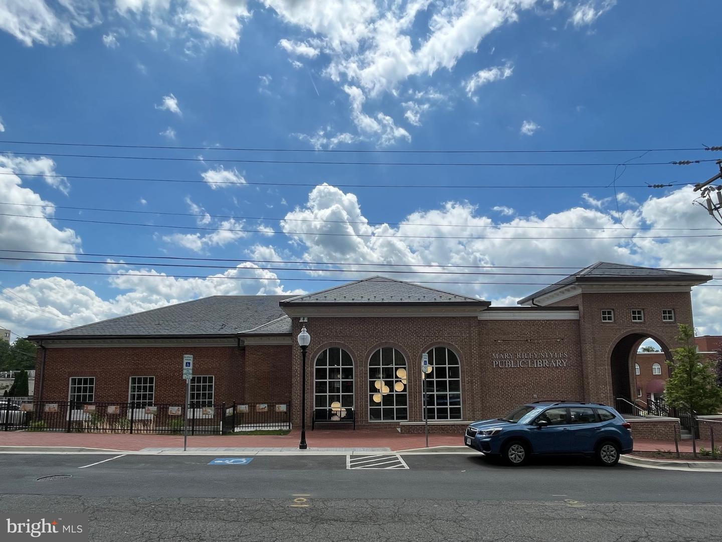 513 W BROAD ST #711, FALLS CHURCH, Virginia 22046, 1 Bedroom Bedrooms, ,1 BathroomBathrooms,Residential,For sale,513 W BROAD ST #711,VAFA2003554 MLS # VAFA2003554