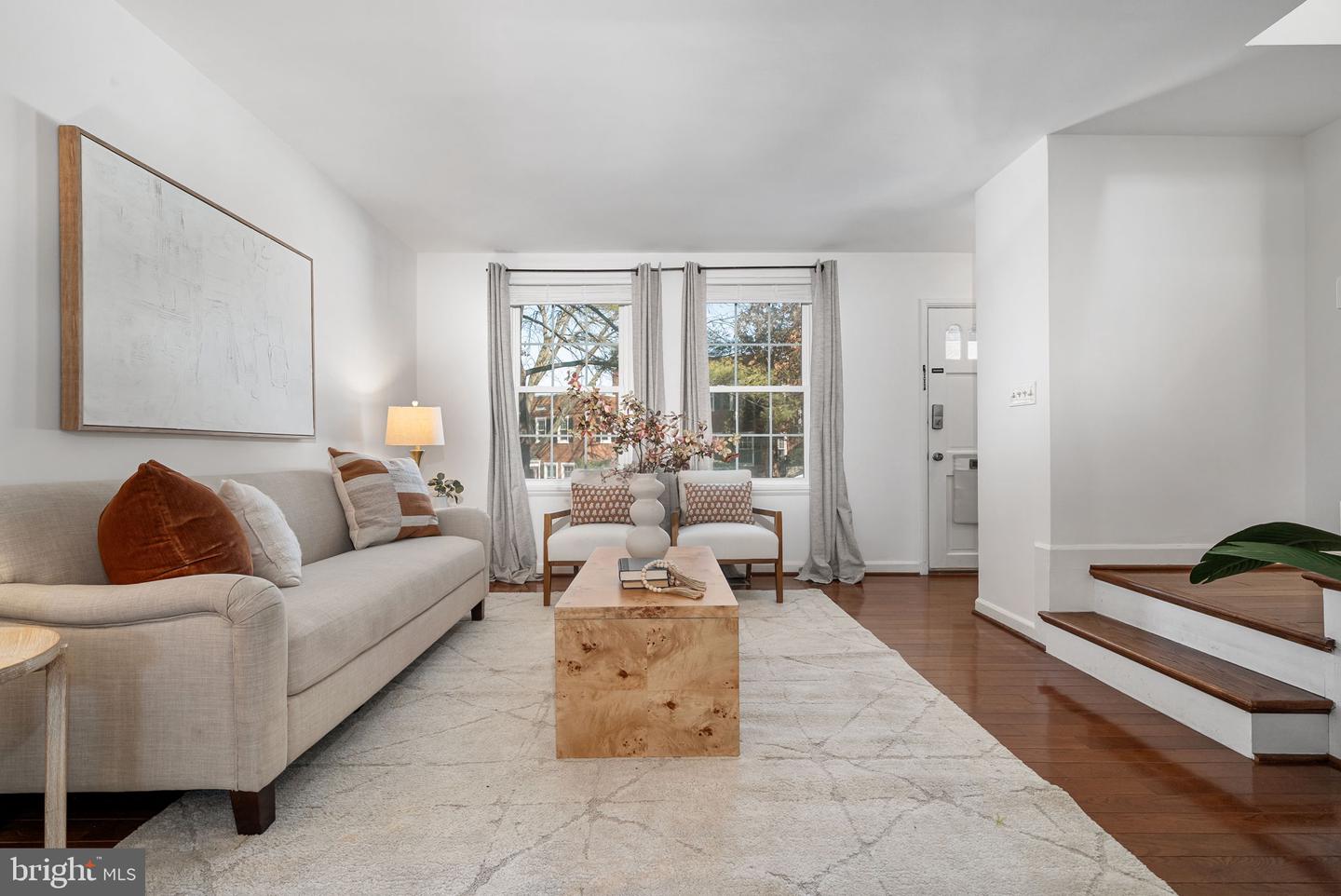 4829 28TH ST S #A, ARLINGTON, Virginia 22206, 2 Bedrooms Bedrooms, ,2 BathroomsBathrooms,Residential,For sale,4829 28TH ST S #A,VAAR2068474 MLS # VAAR2068474