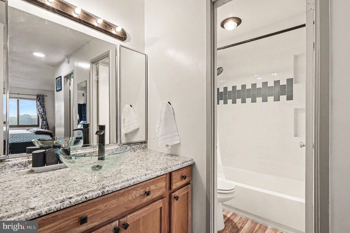 309 YOAKUM PKWY #1604, ALEXANDRIA, Virginia 22304, 2 Bedrooms Bedrooms, 6 Rooms Rooms,2 BathroomsBathrooms,Residential,For sale,309 YOAKUM PKWY #1604,VAAX2053780 MLS # VAAX2053780