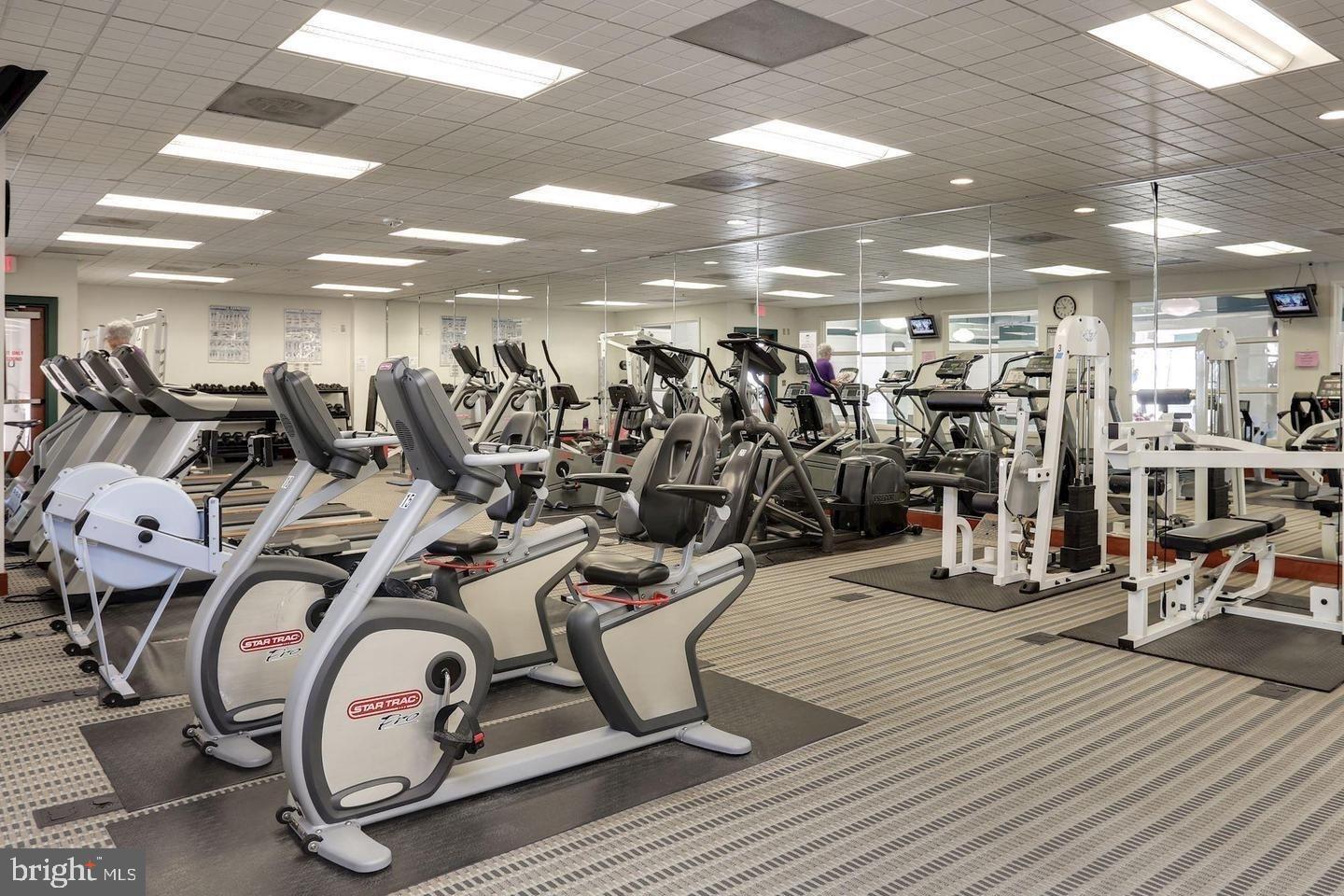 309 YOAKUM PKWY #1604, ALEXANDRIA, Virginia 22304, 2 Bedrooms Bedrooms, 6 Rooms Rooms,2 BathroomsBathrooms,Residential,For sale,309 YOAKUM PKWY #1604,VAAX2053780 MLS # VAAX2053780