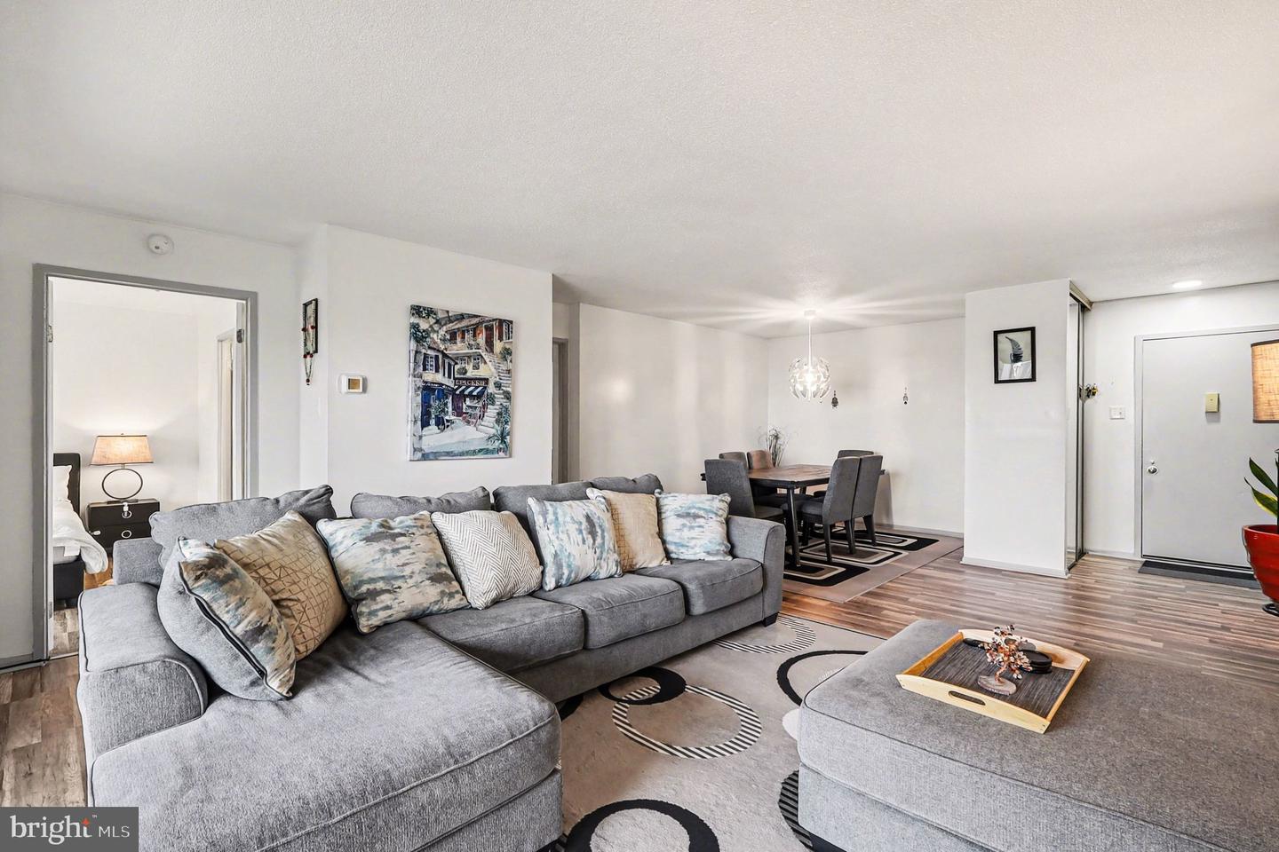 309 YOAKUM PKWY #1604, ALEXANDRIA, Virginia 22304, 2 Bedrooms Bedrooms, 6 Rooms Rooms,2 BathroomsBathrooms,Residential,For sale,309 YOAKUM PKWY #1604,VAAX2053780 MLS # VAAX2053780