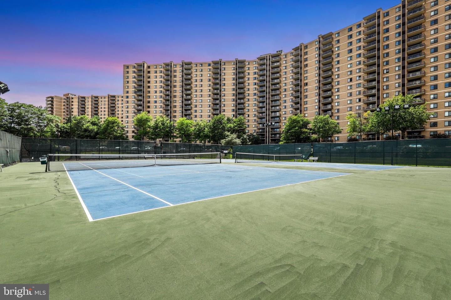 309 YOAKUM PKWY #1604, ALEXANDRIA, Virginia 22304, 2 Bedrooms Bedrooms, 6 Rooms Rooms,2 BathroomsBathrooms,Residential,For sale,309 YOAKUM PKWY #1604,VAAX2053780 MLS # VAAX2053780