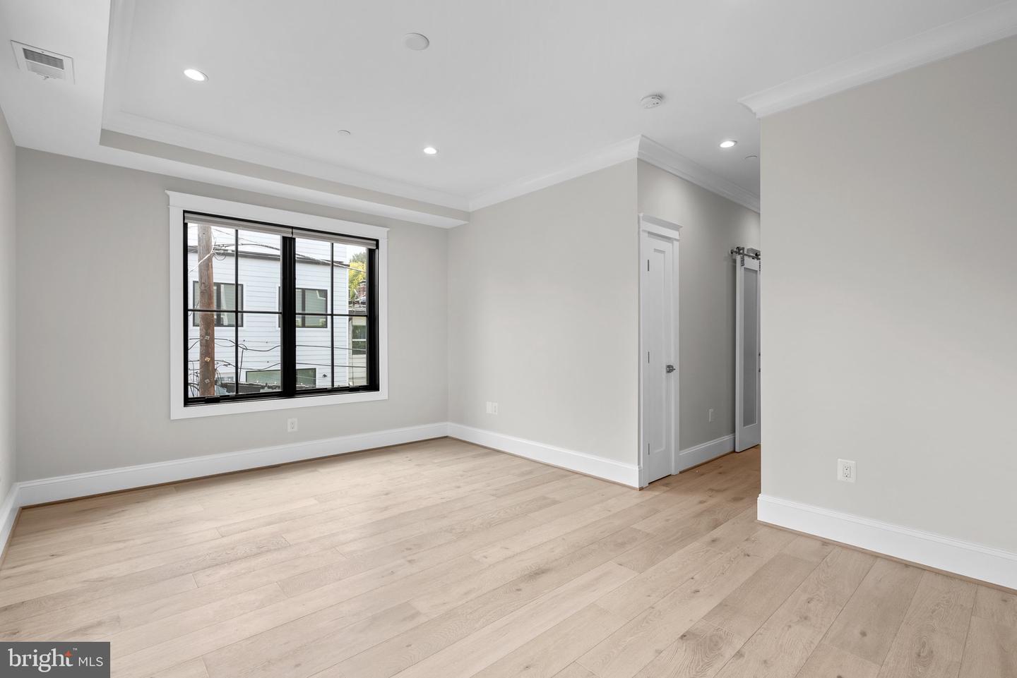 3713 R ST NW, WASHINGTON, District Of Columbia 20007, 5 Bedrooms Bedrooms, 10 Rooms Rooms,5 BathroomsBathrooms,Residential,For sale,3713 R ST NW,DCDC2244776 MLS # DCDC2244776