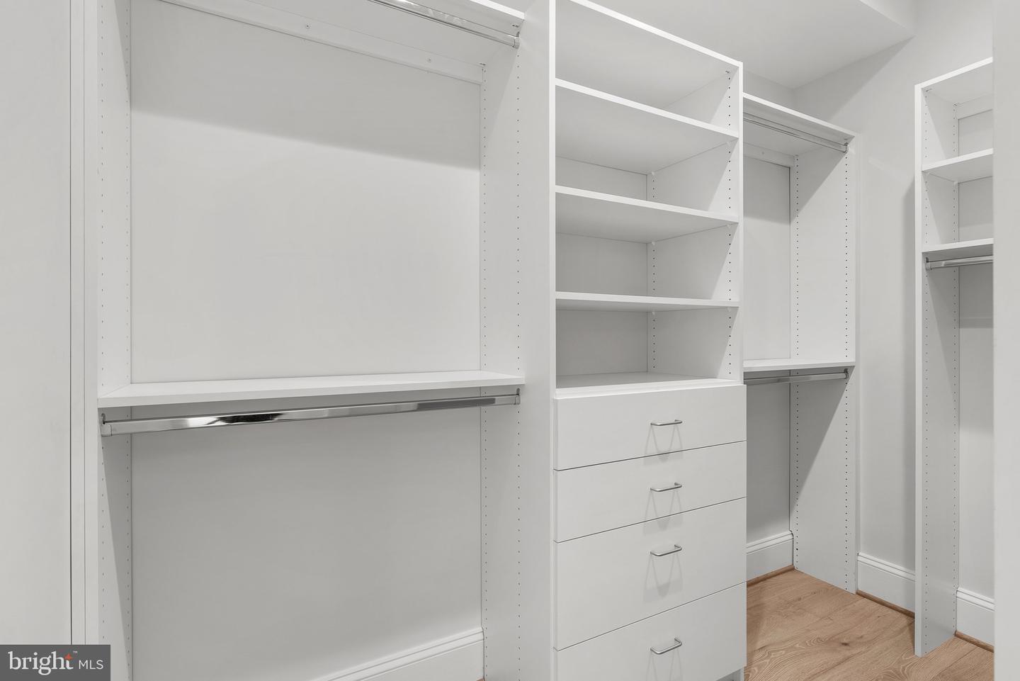 3713 R ST NW, WASHINGTON, District Of Columbia 20007, 5 Bedrooms Bedrooms, 10 Rooms Rooms,5 BathroomsBathrooms,Residential,For sale,3713 R ST NW,DCDC2244776 MLS # DCDC2244776