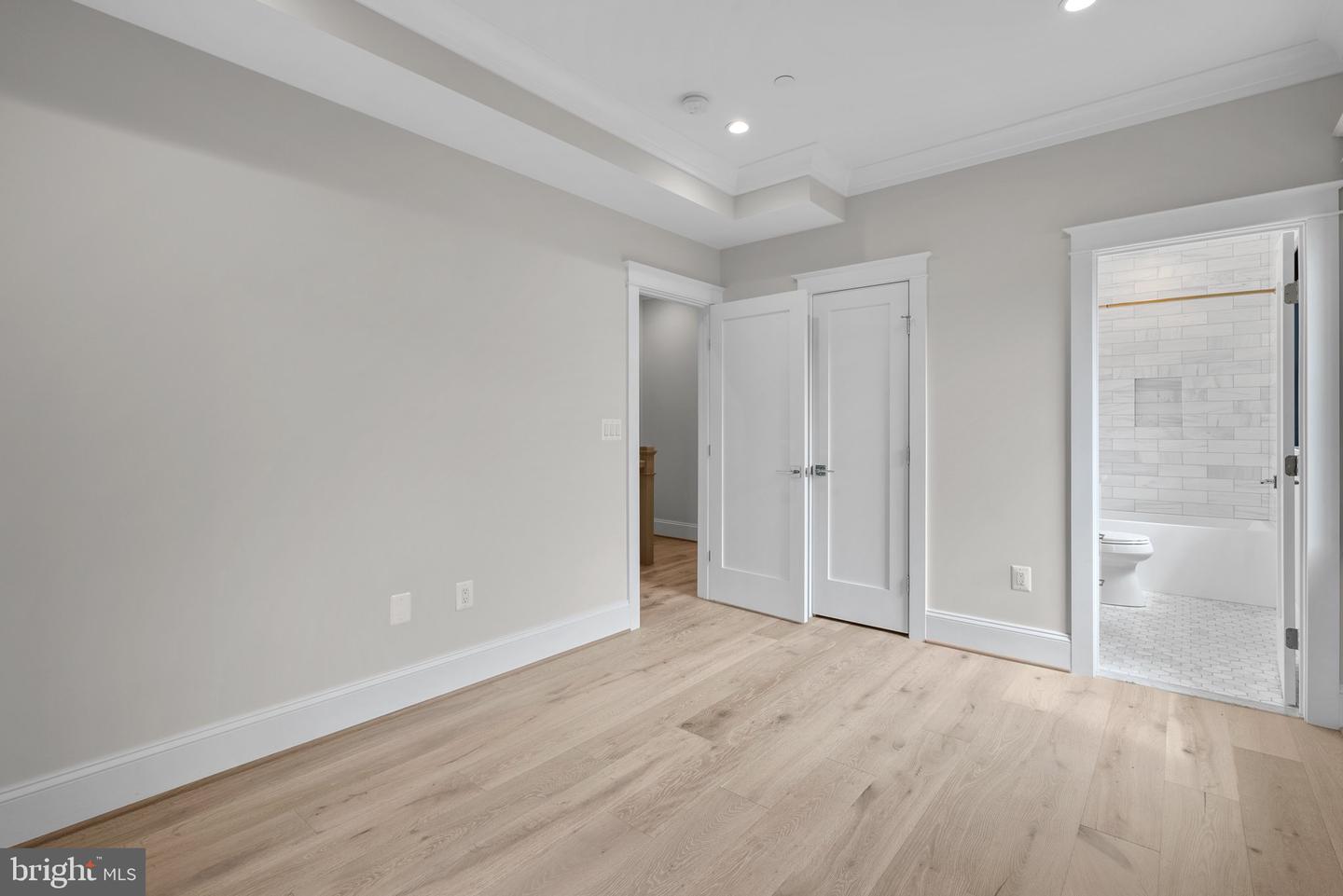 3713 R ST NW, WASHINGTON, District Of Columbia 20007, 5 Bedrooms Bedrooms, 10 Rooms Rooms,5 BathroomsBathrooms,Residential,For sale,3713 R ST NW,DCDC2244776 MLS # DCDC2244776