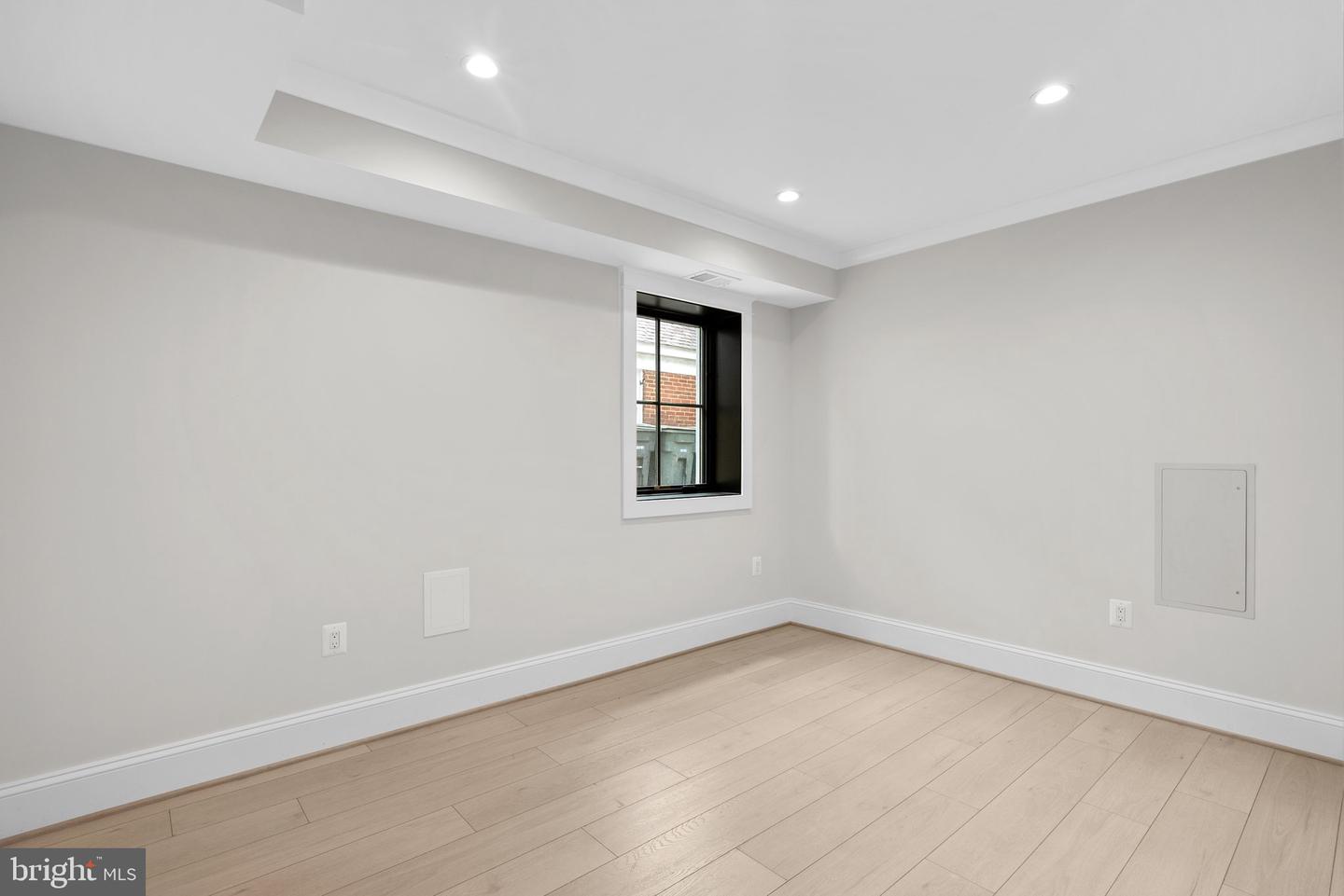 3713 R ST NW, WASHINGTON, District Of Columbia 20007, 5 Bedrooms Bedrooms, 10 Rooms Rooms,5 BathroomsBathrooms,Residential,For sale,3713 R ST NW,DCDC2244776 MLS # DCDC2244776