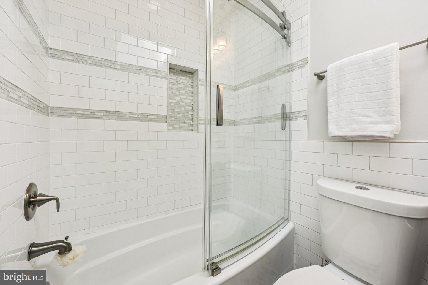 5209 5TH ST NW, WASHINGTON, District Of Columbia 20011, 3 Bedrooms Bedrooms, ,3 BathroomsBathrooms,Residential,For sale,5209 5TH ST NW,DCDC2244892 MLS # DCDC2244892