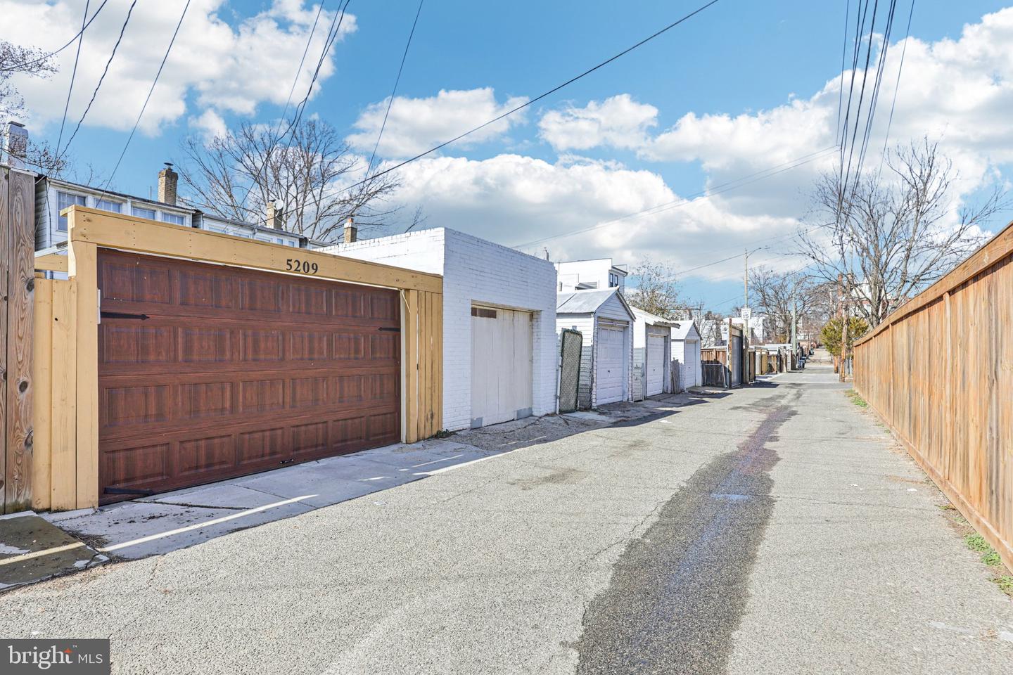 5209 5TH ST NW, WASHINGTON, District Of Columbia 20011, 3 Bedrooms Bedrooms, ,3 BathroomsBathrooms,Residential,For sale,5209 5TH ST NW,DCDC2244892 MLS # DCDC2244892