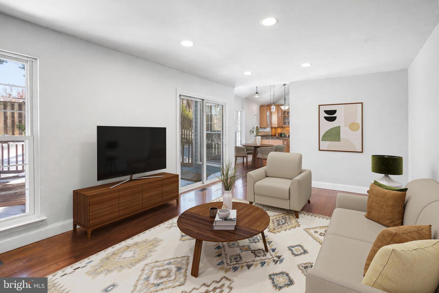 8217 BAYBERRY RIDGE RD, FAIRFAX STATION, Virginia 22039, 4 Bedrooms Bedrooms, ,3 BathroomsBathrooms,Residential,For sale,8217 BAYBERRY RIDGE RD,VAFX2289276 MLS # VAFX2289276