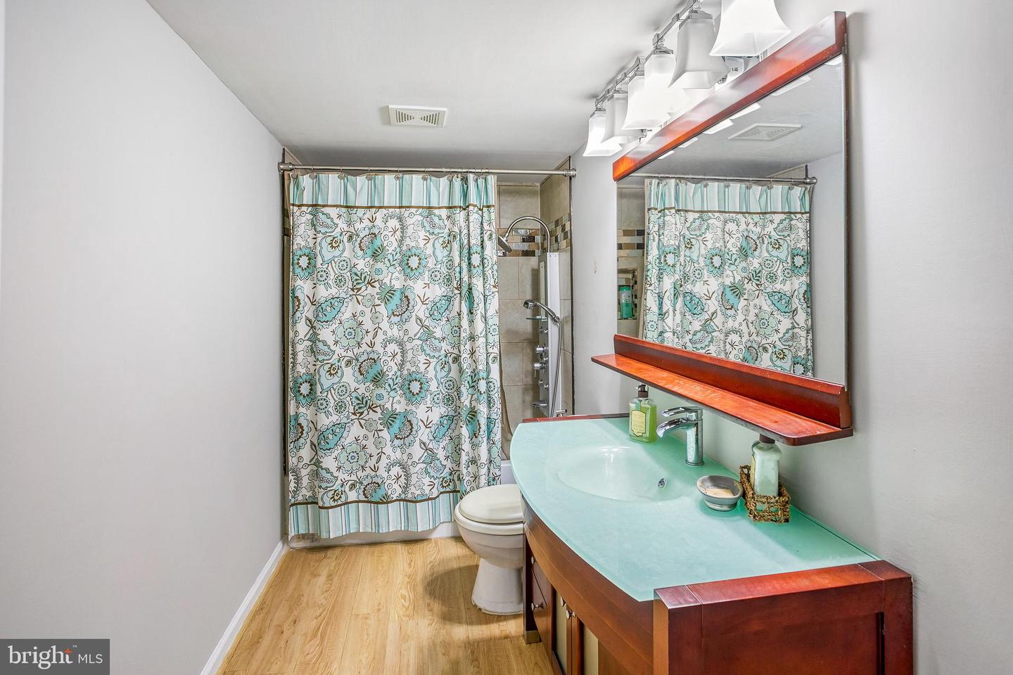 8217 BAYBERRY RIDGE RD, FAIRFAX STATION, Virginia 22039, 4 Bedrooms Bedrooms, ,3 BathroomsBathrooms,Residential,For sale,8217 BAYBERRY RIDGE RD,VAFX2289276 MLS # VAFX2289276