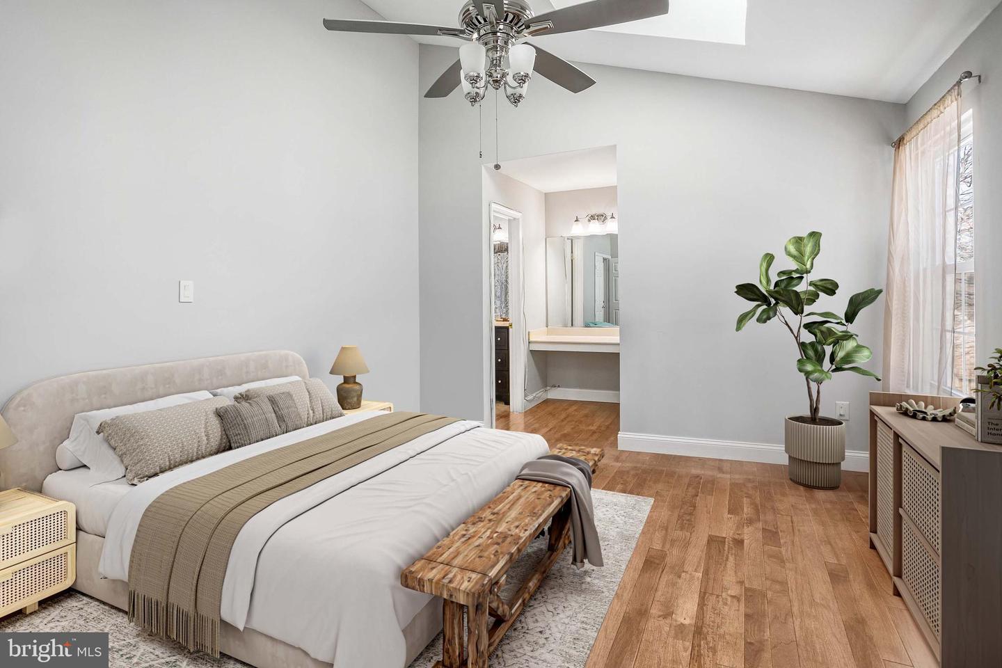 8217 BAYBERRY RIDGE RD, FAIRFAX STATION, Virginia 22039, 4 Bedrooms Bedrooms, ,3 BathroomsBathrooms,Residential,For sale,8217 BAYBERRY RIDGE RD,VAFX2289276 MLS # VAFX2289276