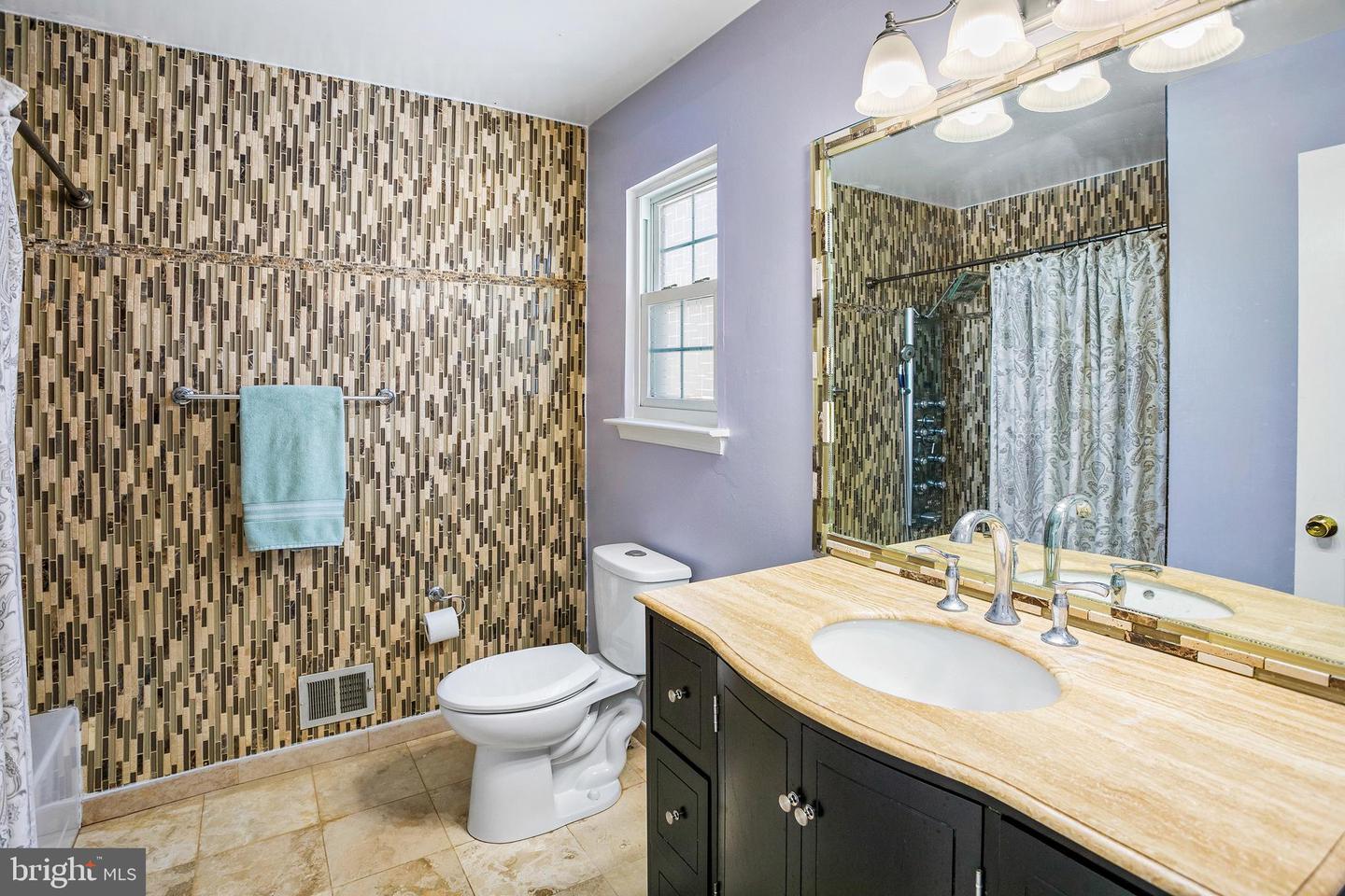 8217 BAYBERRY RIDGE RD, FAIRFAX STATION, Virginia 22039, 4 Bedrooms Bedrooms, ,3 BathroomsBathrooms,Residential,For sale,8217 BAYBERRY RIDGE RD,VAFX2289276 MLS # VAFX2289276