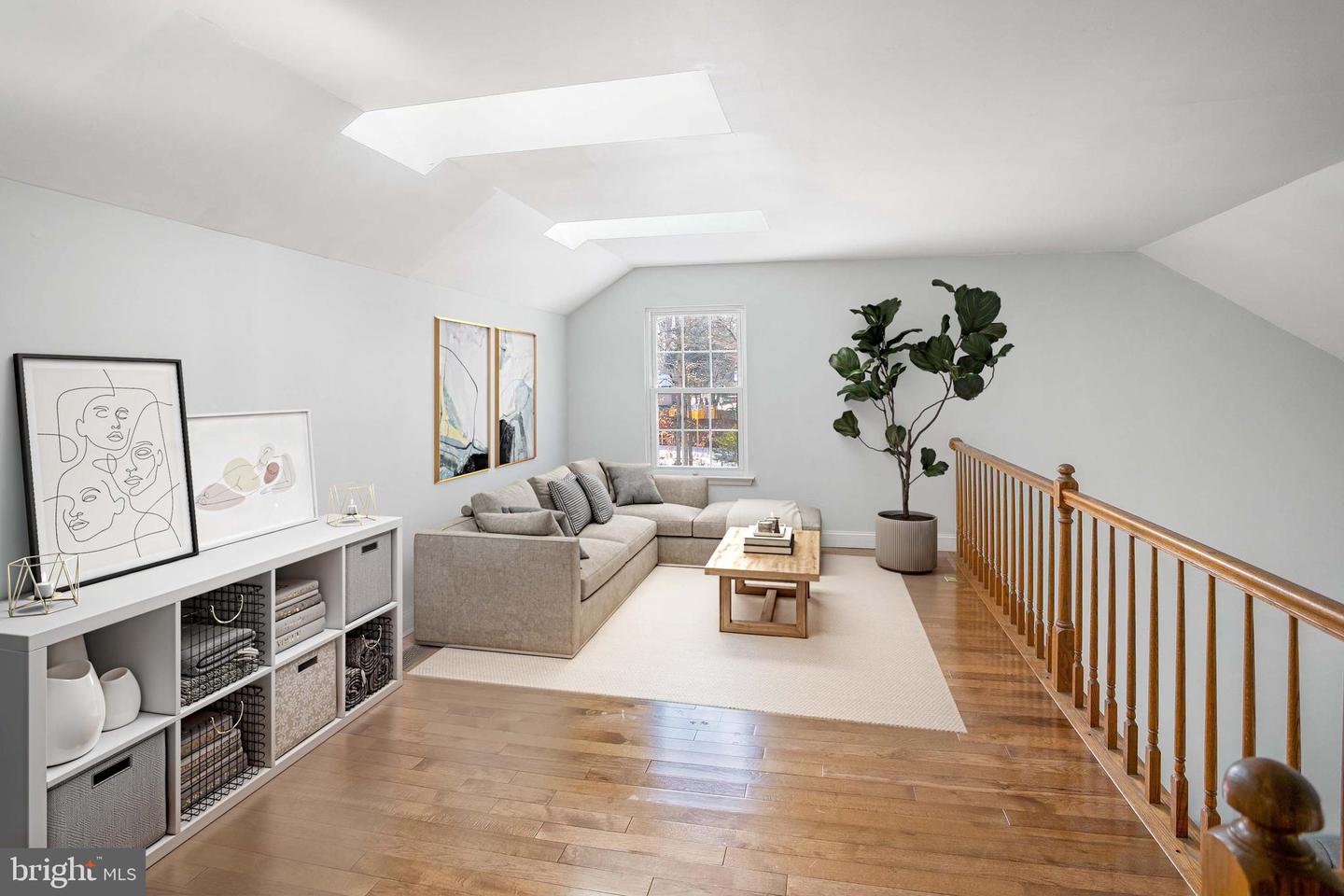 8217 BAYBERRY RIDGE RD, FAIRFAX STATION, Virginia 22039, 4 Bedrooms Bedrooms, ,3 BathroomsBathrooms,Residential,For sale,8217 BAYBERRY RIDGE RD,VAFX2289276 MLS # VAFX2289276