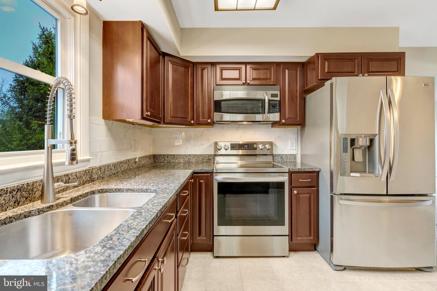 6521 LANCASTER DR, WARRENTON, Virginia 20187, 5 Bedrooms Bedrooms, ,3 BathroomsBathrooms,Residential,For sale,6521 LANCASTER DR,VAFQ2020448 MLS # VAFQ2020448