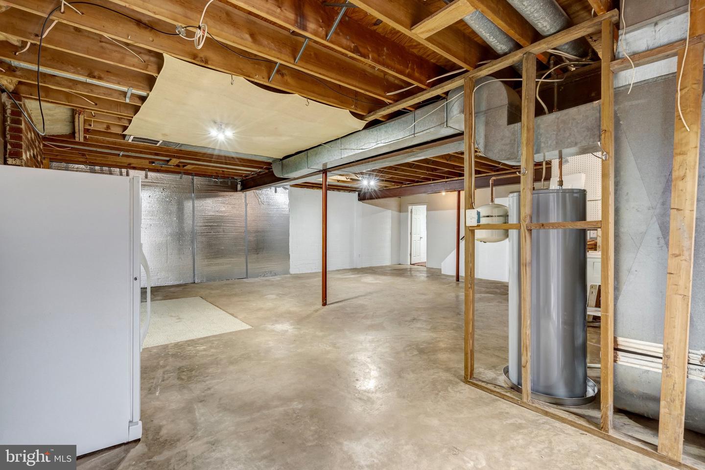 6521 LANCASTER DR, WARRENTON, Virginia 20187, 5 Bedrooms Bedrooms, ,3 BathroomsBathrooms,Residential,For sale,6521 LANCASTER DR,VAFQ2020448 MLS # VAFQ2020448