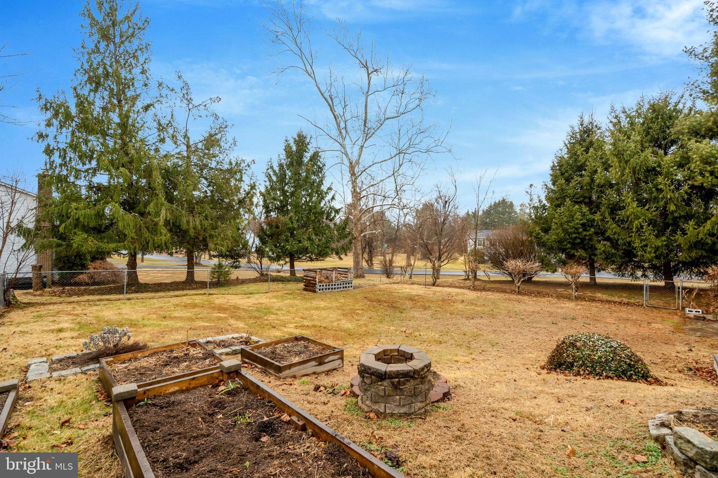 6521 LANCASTER DR, WARRENTON, Virginia 20187, 5 Bedrooms Bedrooms, ,3 BathroomsBathrooms,Residential,For sale,6521 LANCASTER DR,VAFQ2020448 MLS # VAFQ2020448