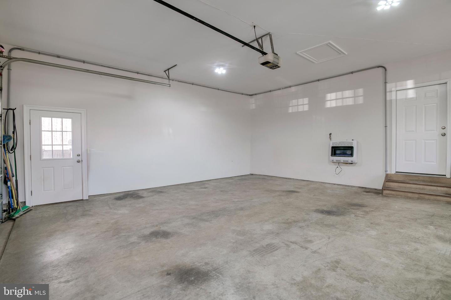 15081 KIMBER LN, CULPEPER, Virginia 22701, 5 Bedrooms Bedrooms, ,3 BathroomsBathrooms,Residential,For sale,15081 KIMBER LN,VACU2012626 MLS # VACU2012626